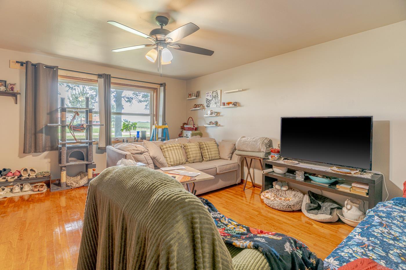 12947 Maple Grove Lane Property Photo 8
