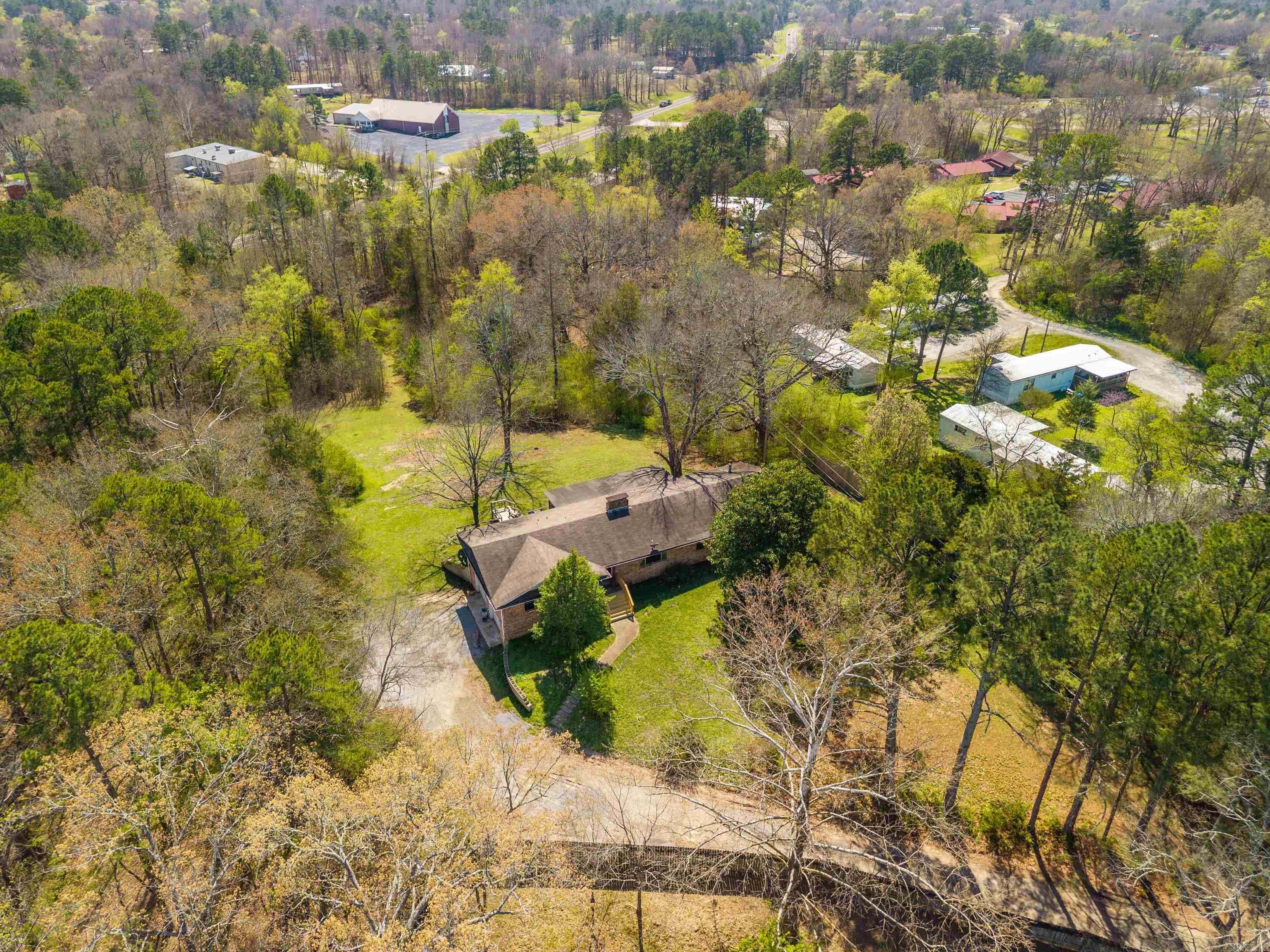 225 Watkins Property Photo 4