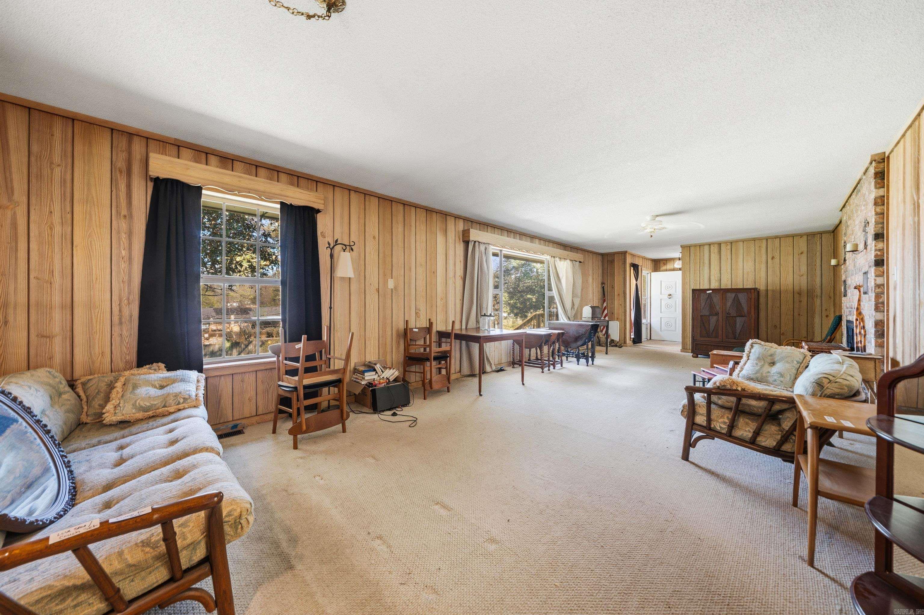 225 Watkins Property Photo 10