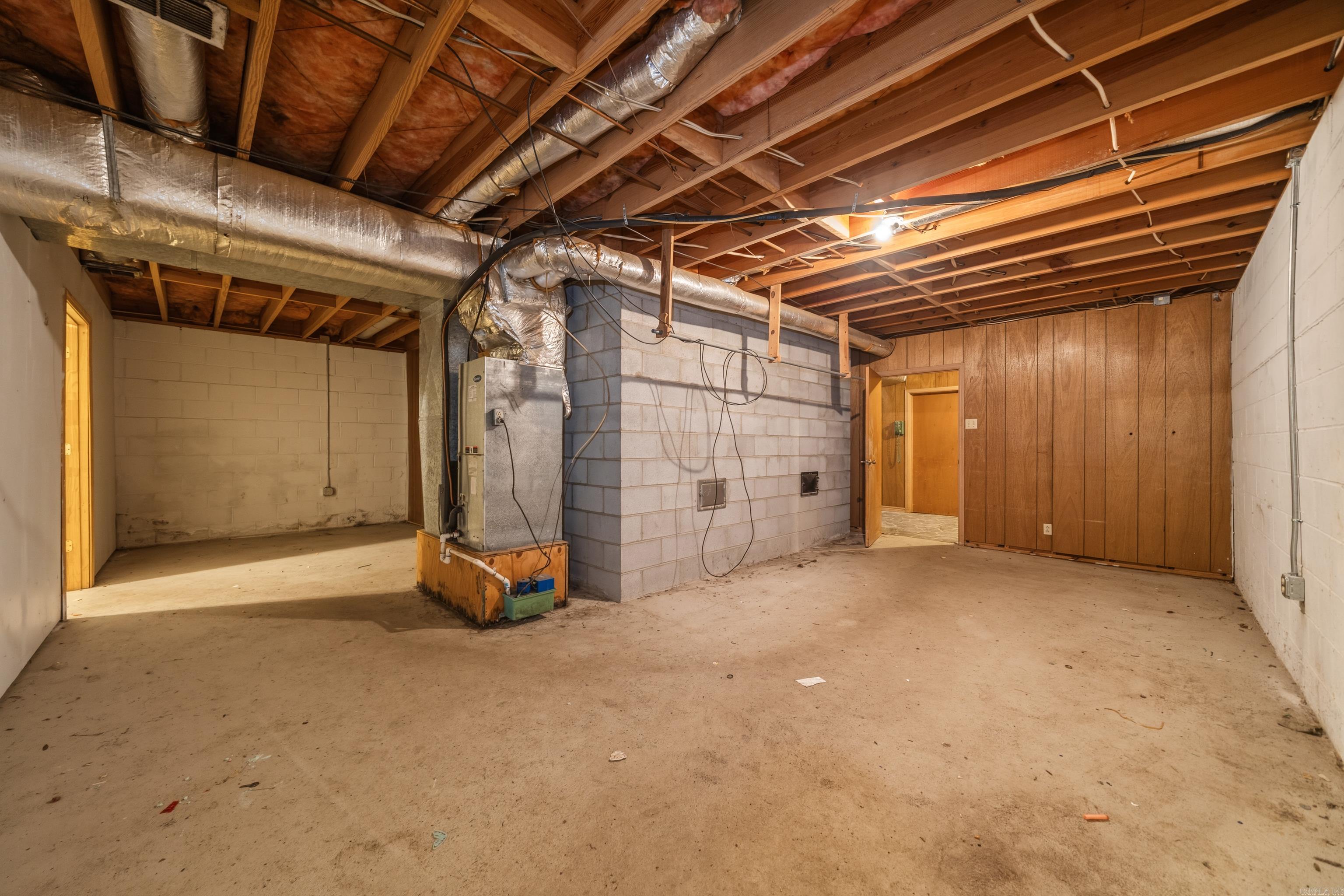 225 Watkins Property Photo 33