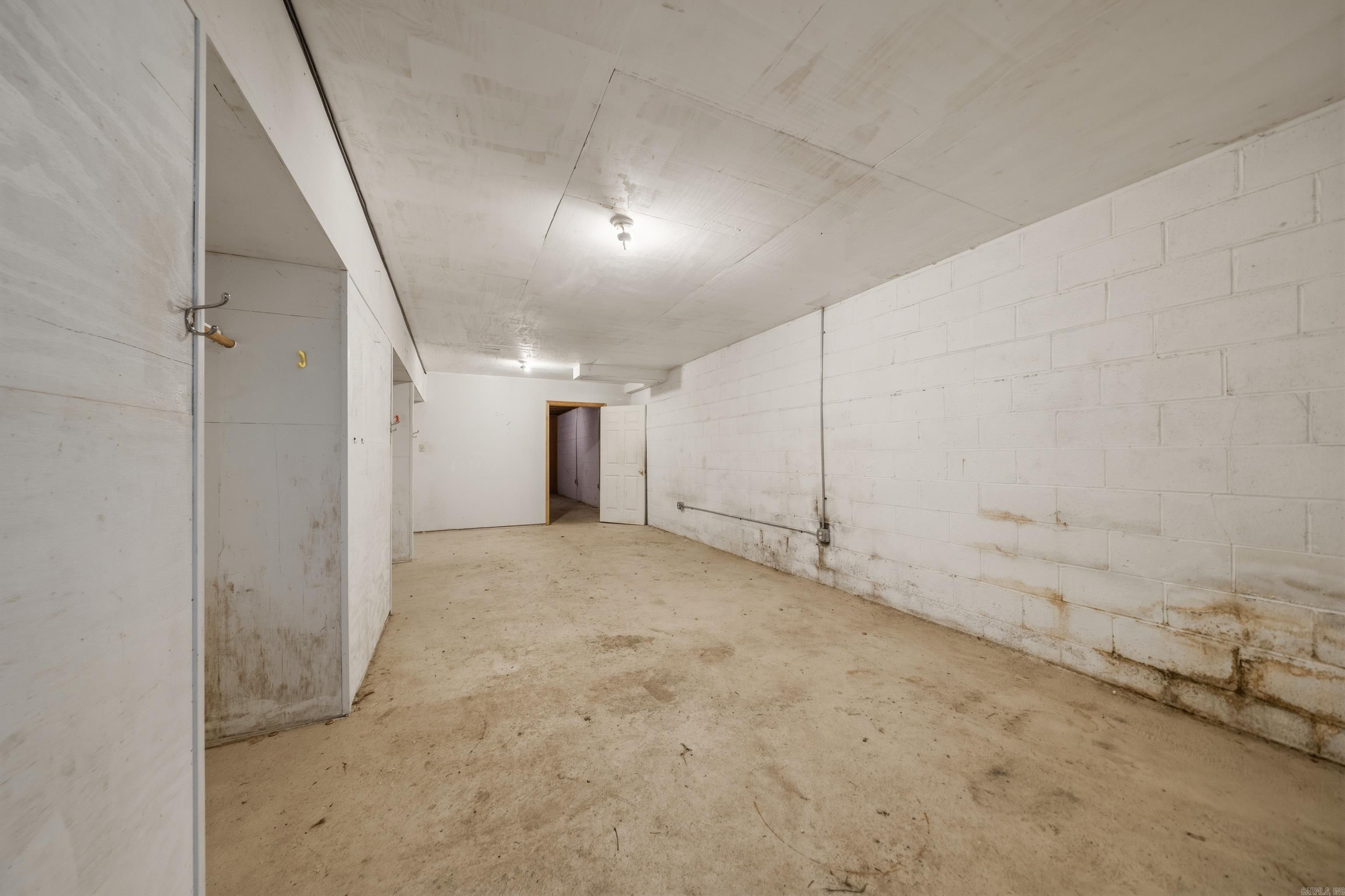 225 Watkins Property Photo 37