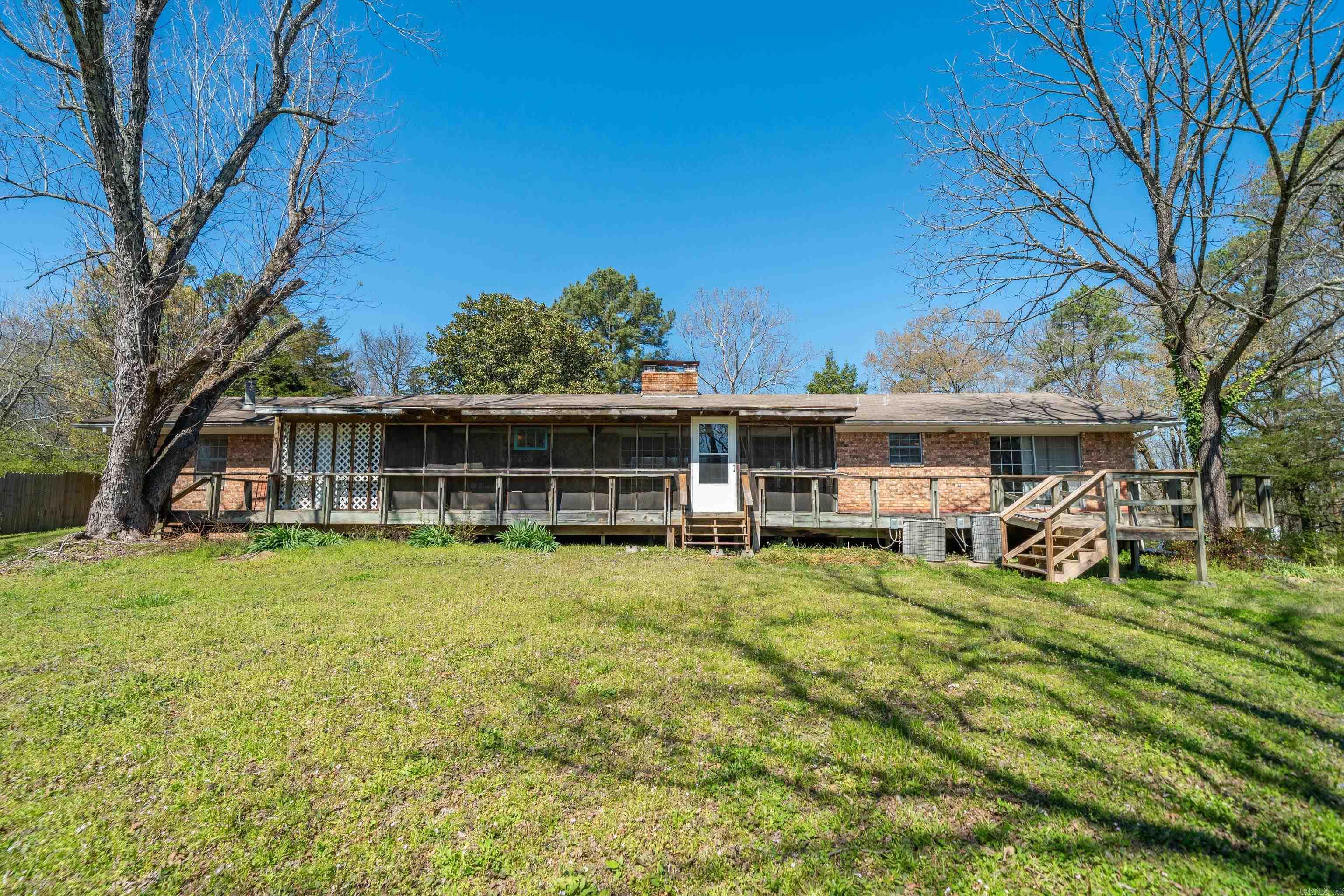 225 Watkins Property Photo 45