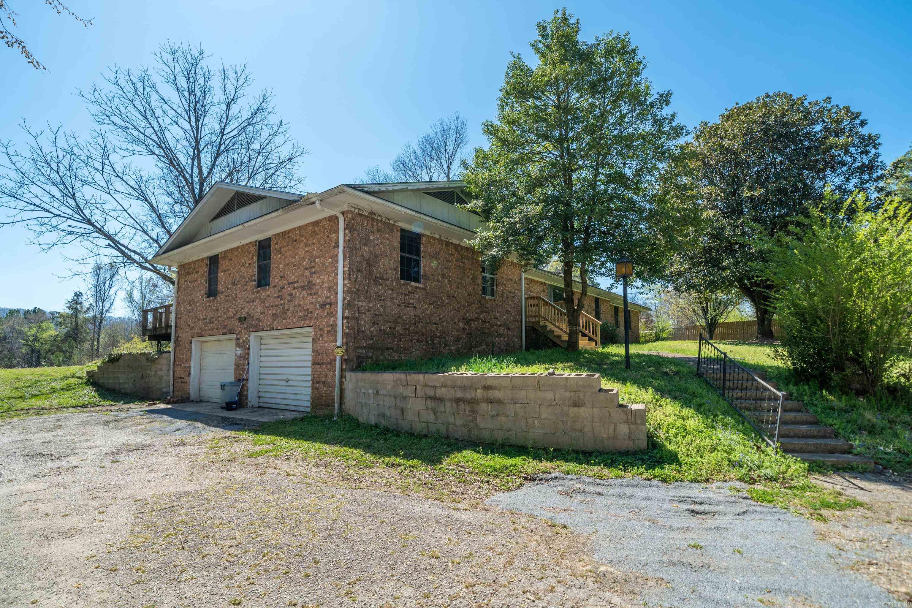 225 Watkins Property Photo 47