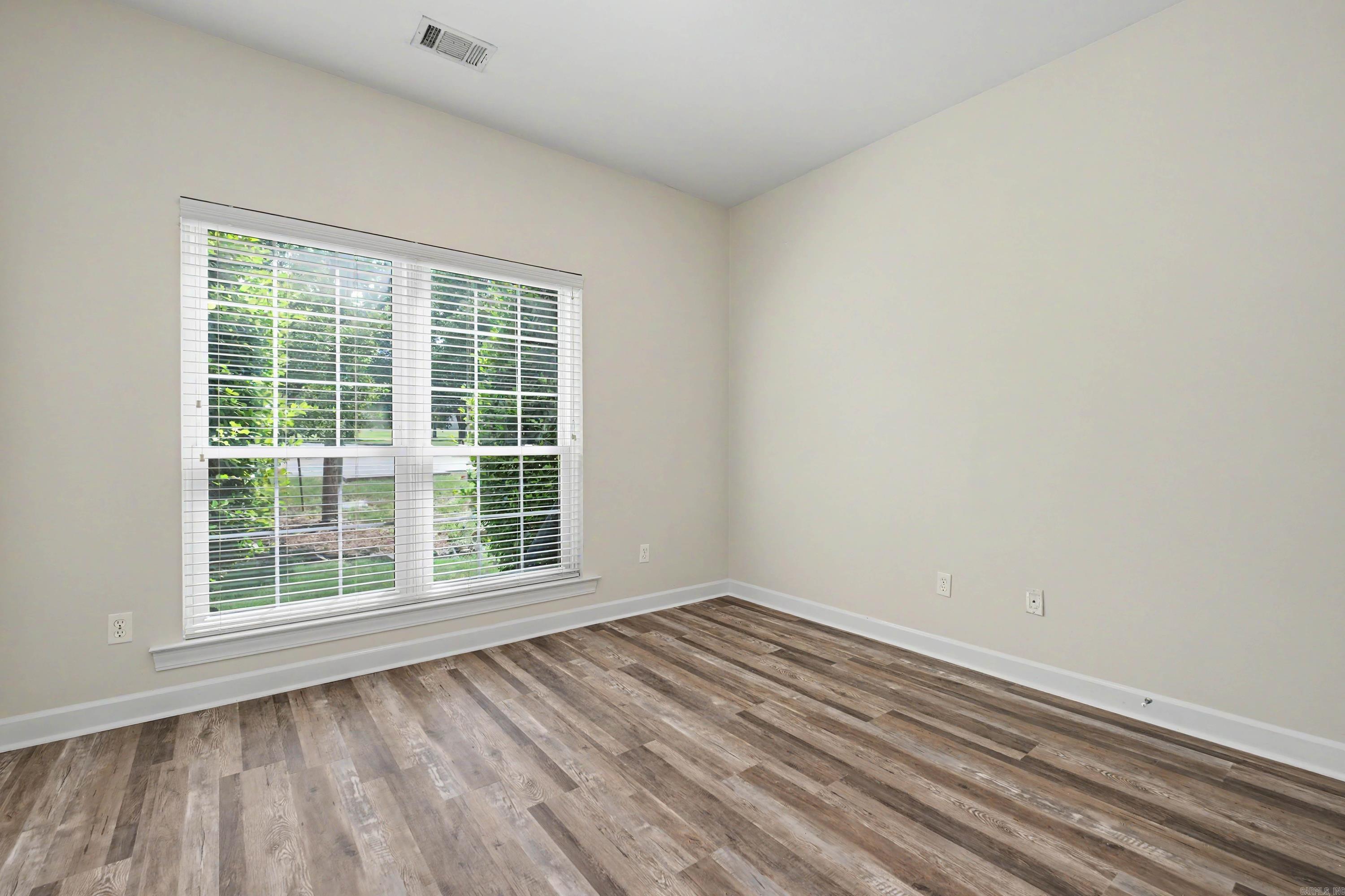 15420 Taylor Loop Property Photo 31