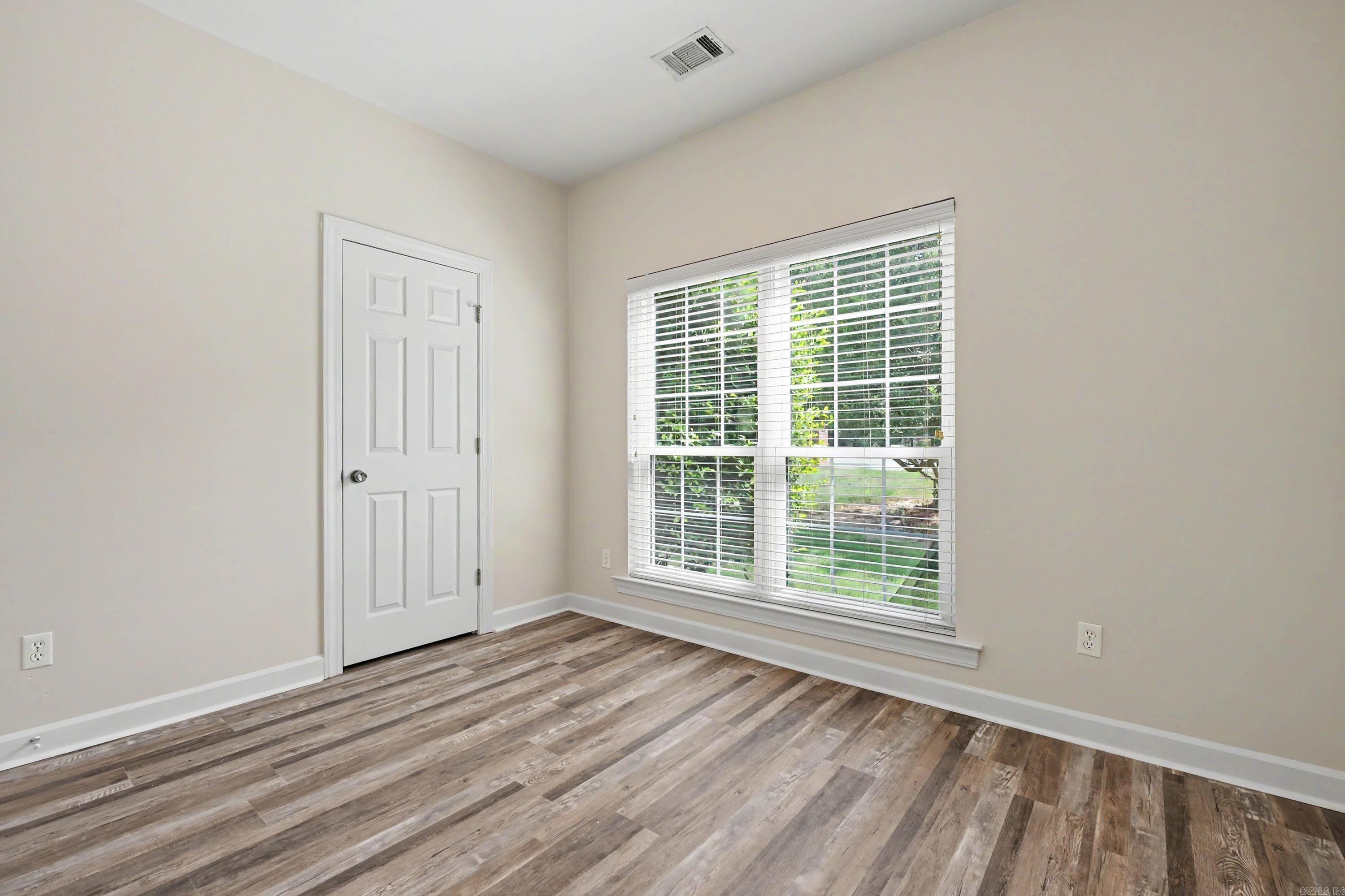 15420 Taylor Loop Property Photo 33