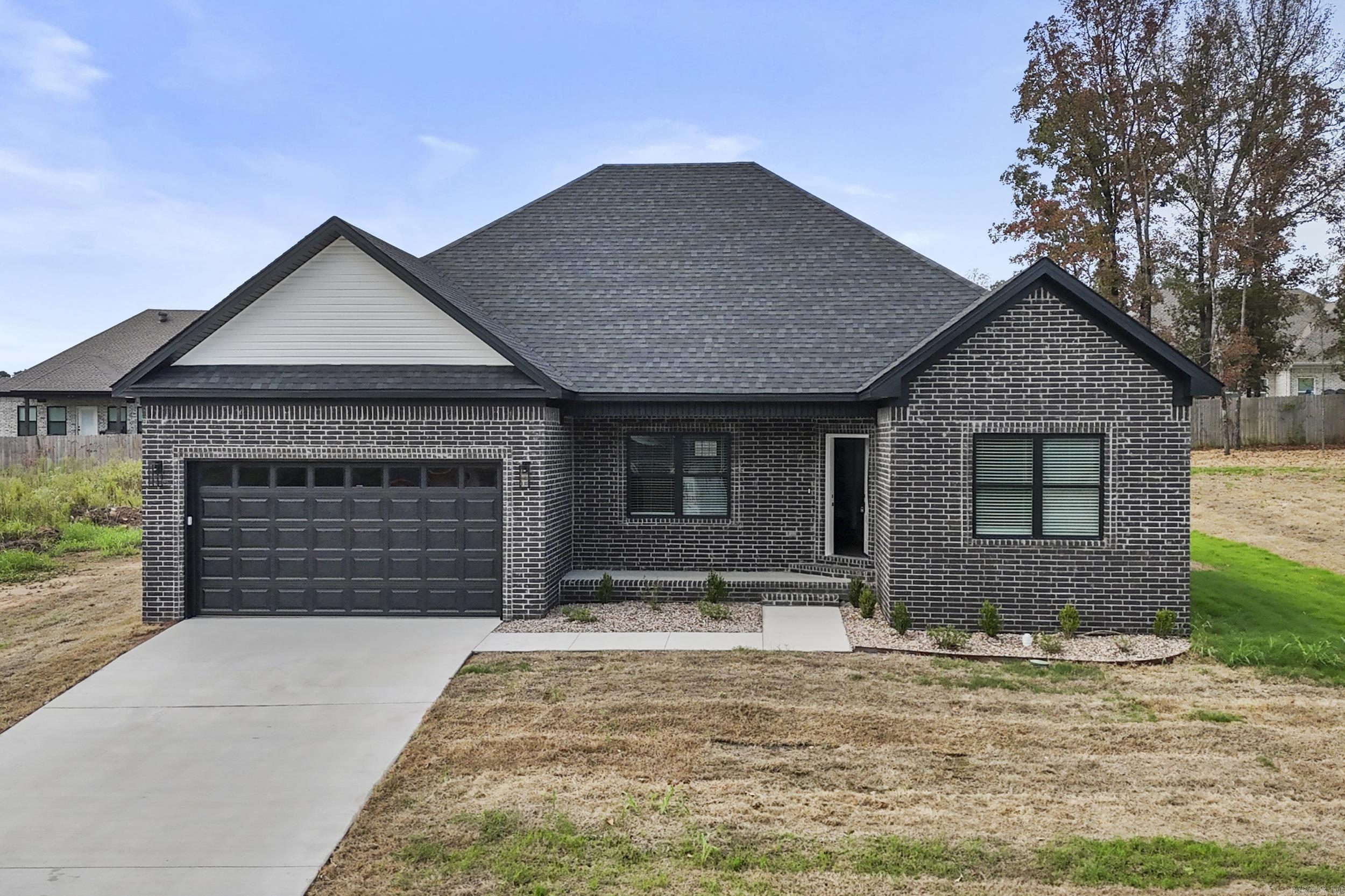 103 Michael Drive Property Photo 1