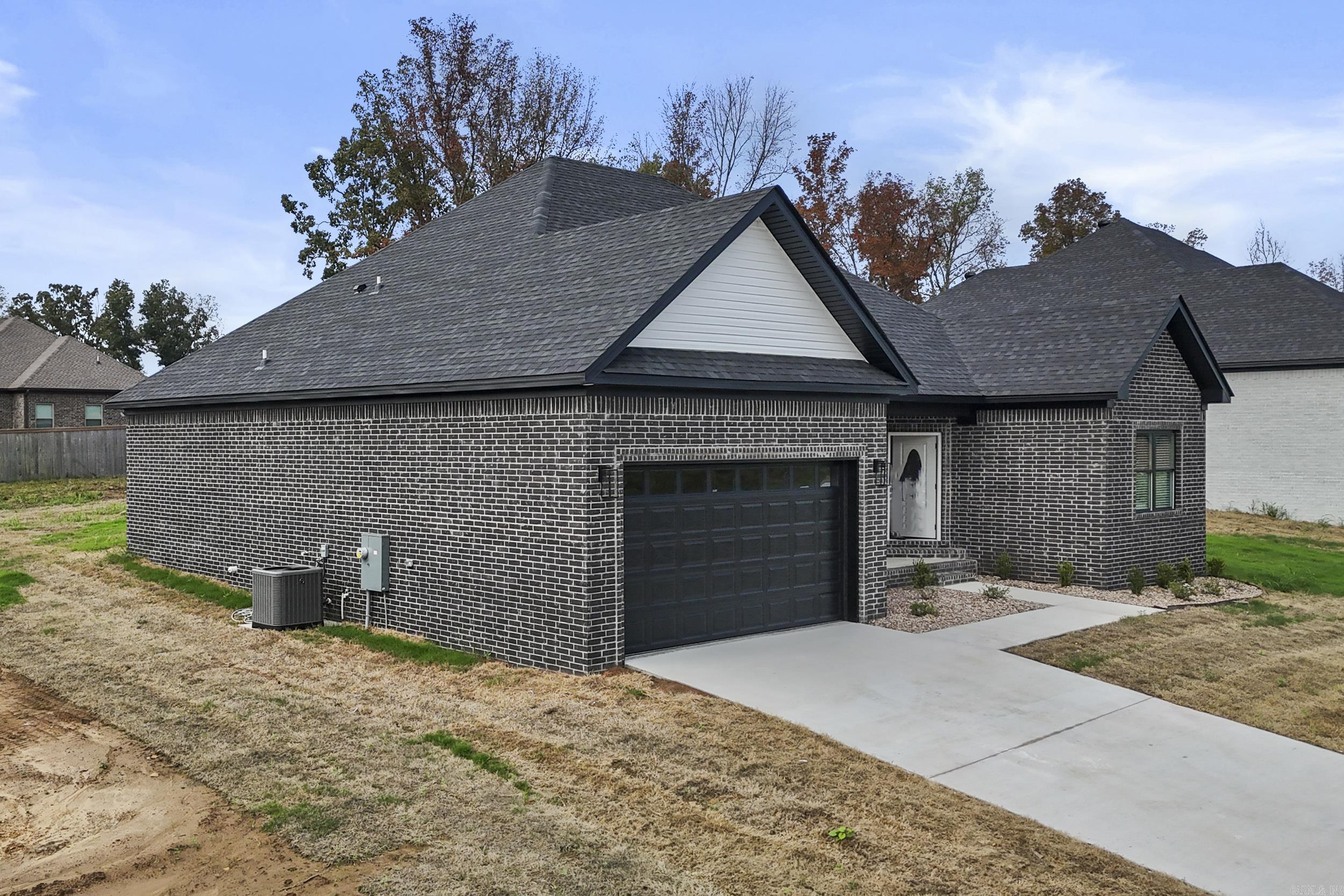 103 Michael Drive Property Photo 3