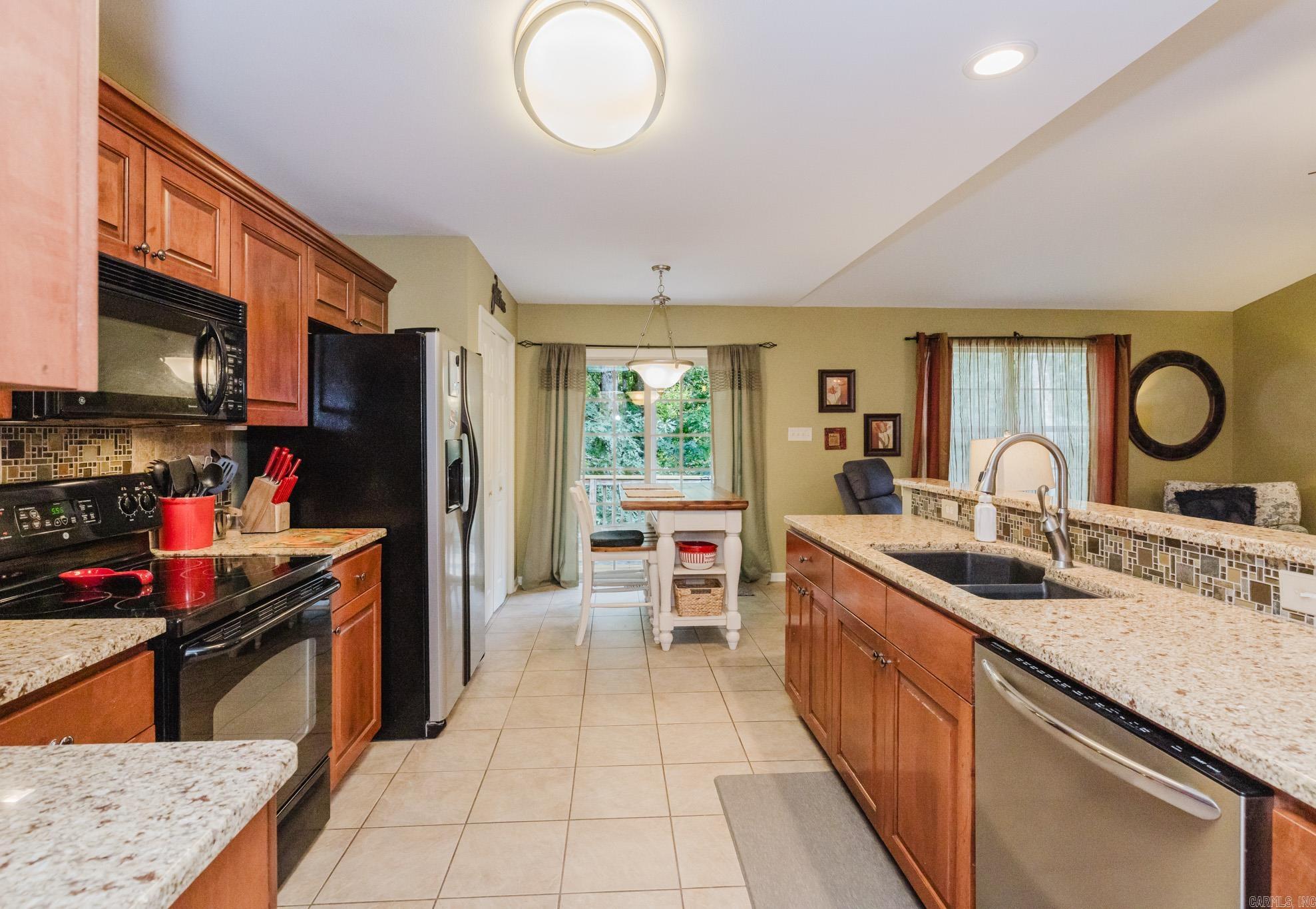 1401 Stamford Property Photo 10