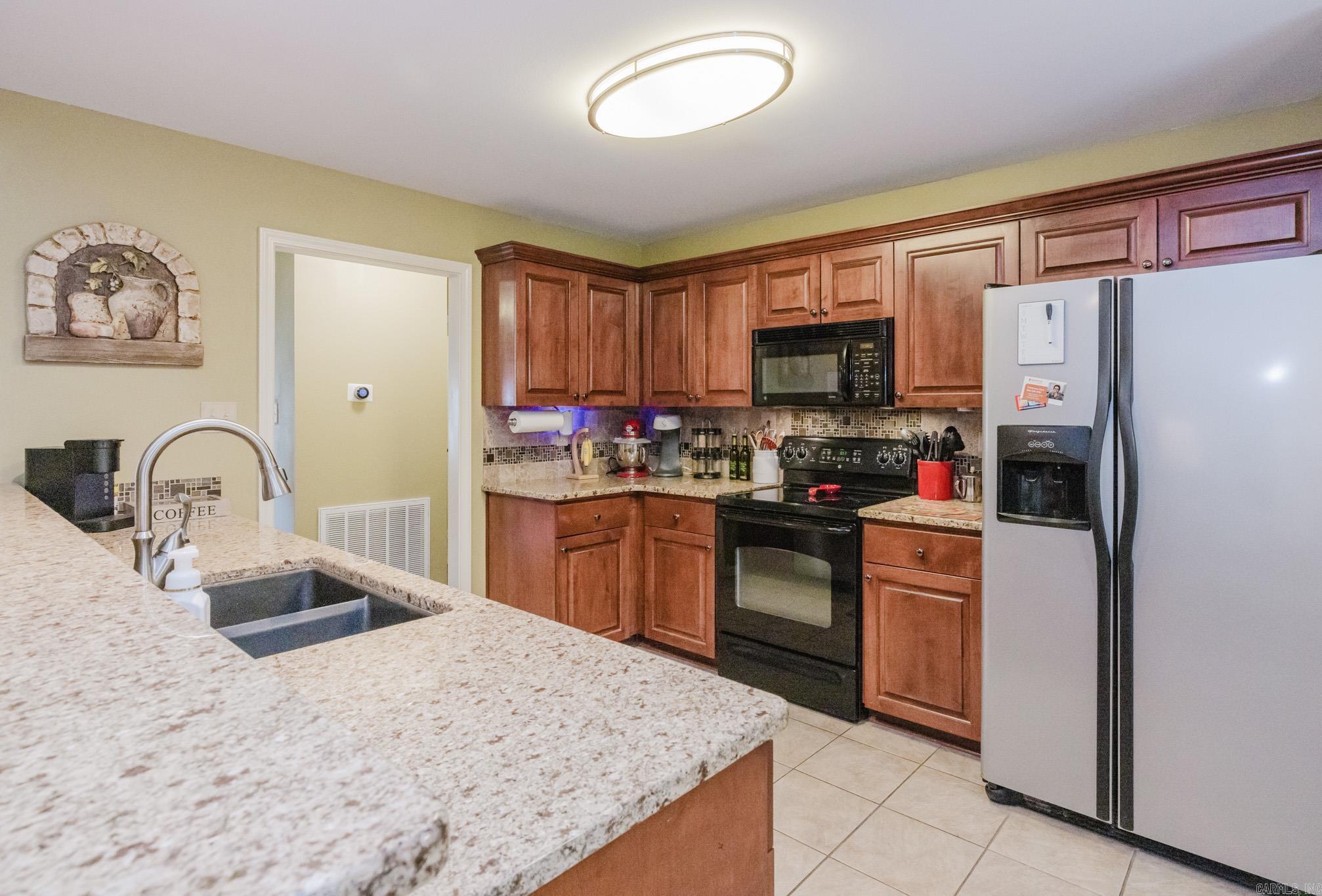 1401 Stamford Property Photo 11