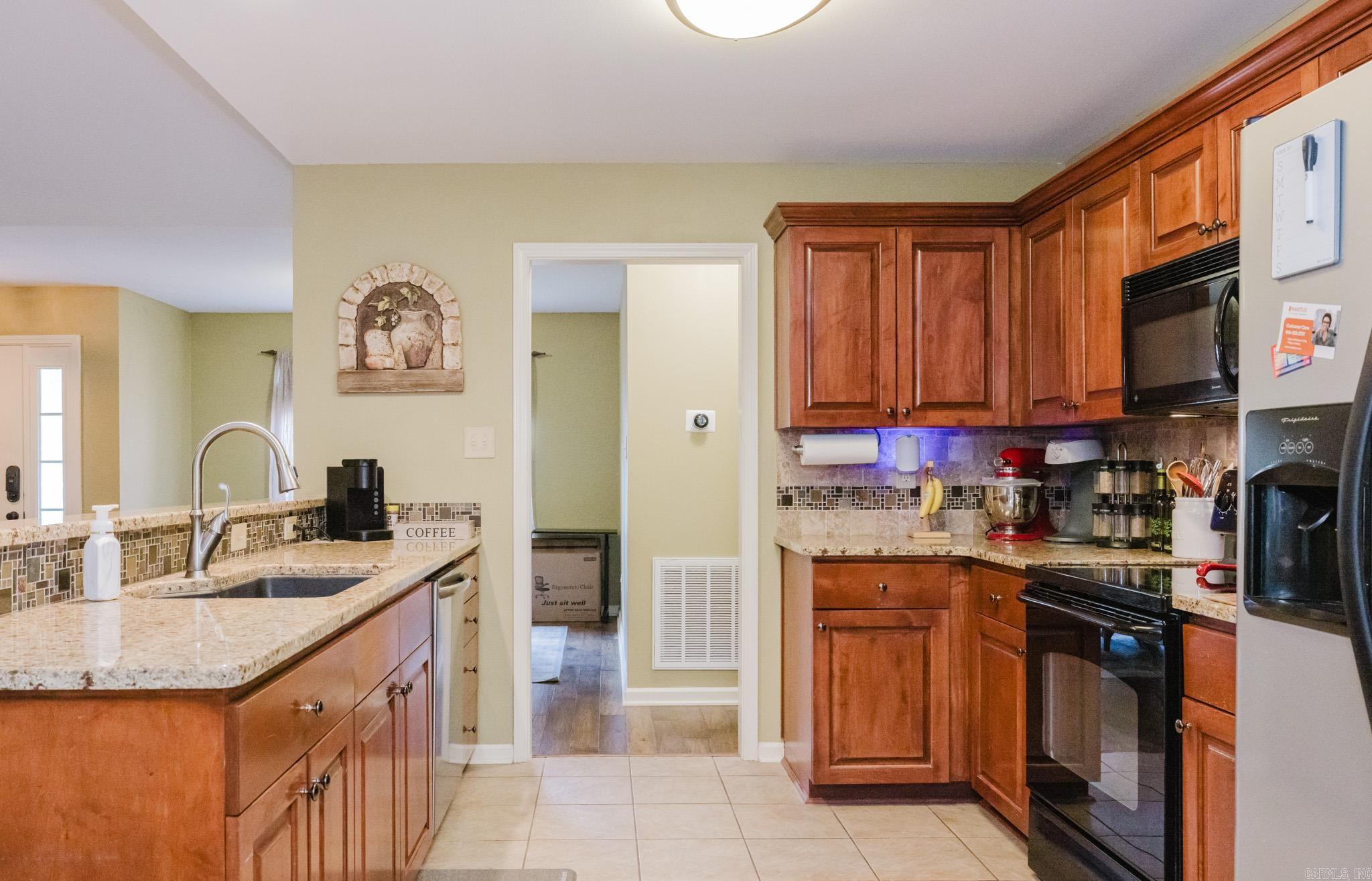 1401 Stamford Property Photo 15