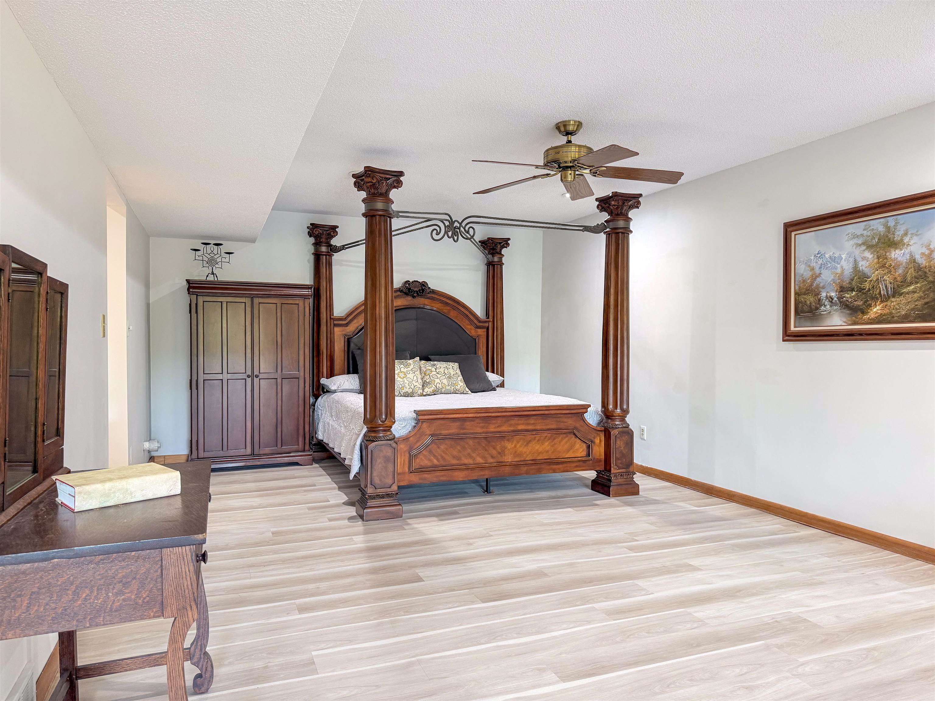 74 Isleta Drive Property Photo 31