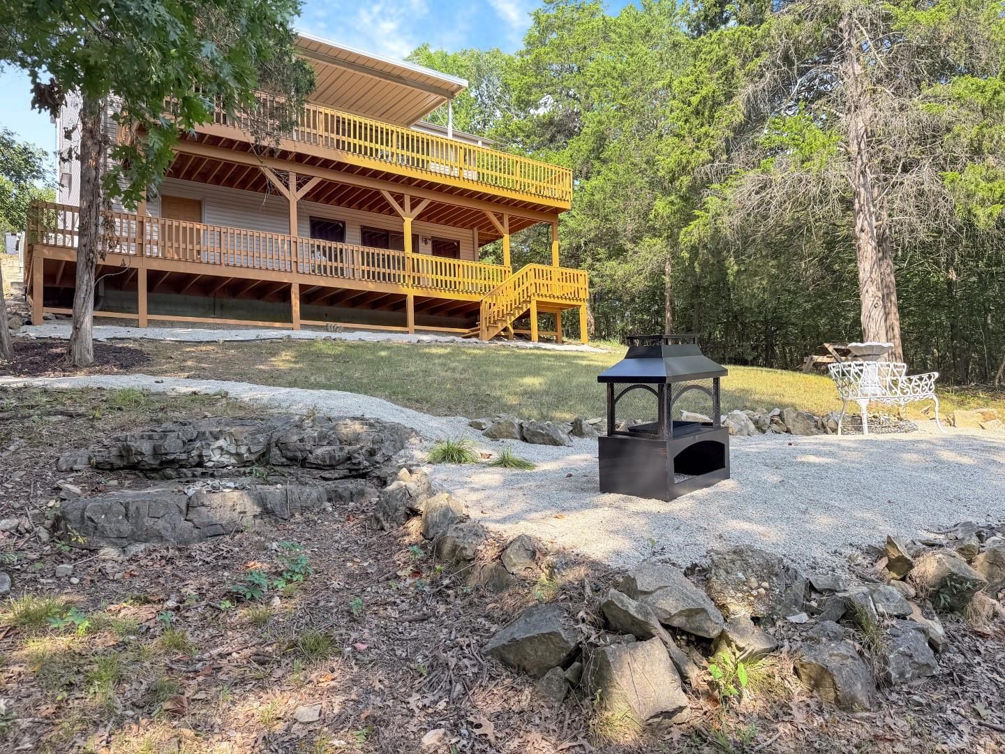 74 Isleta Drive Property Photo 39