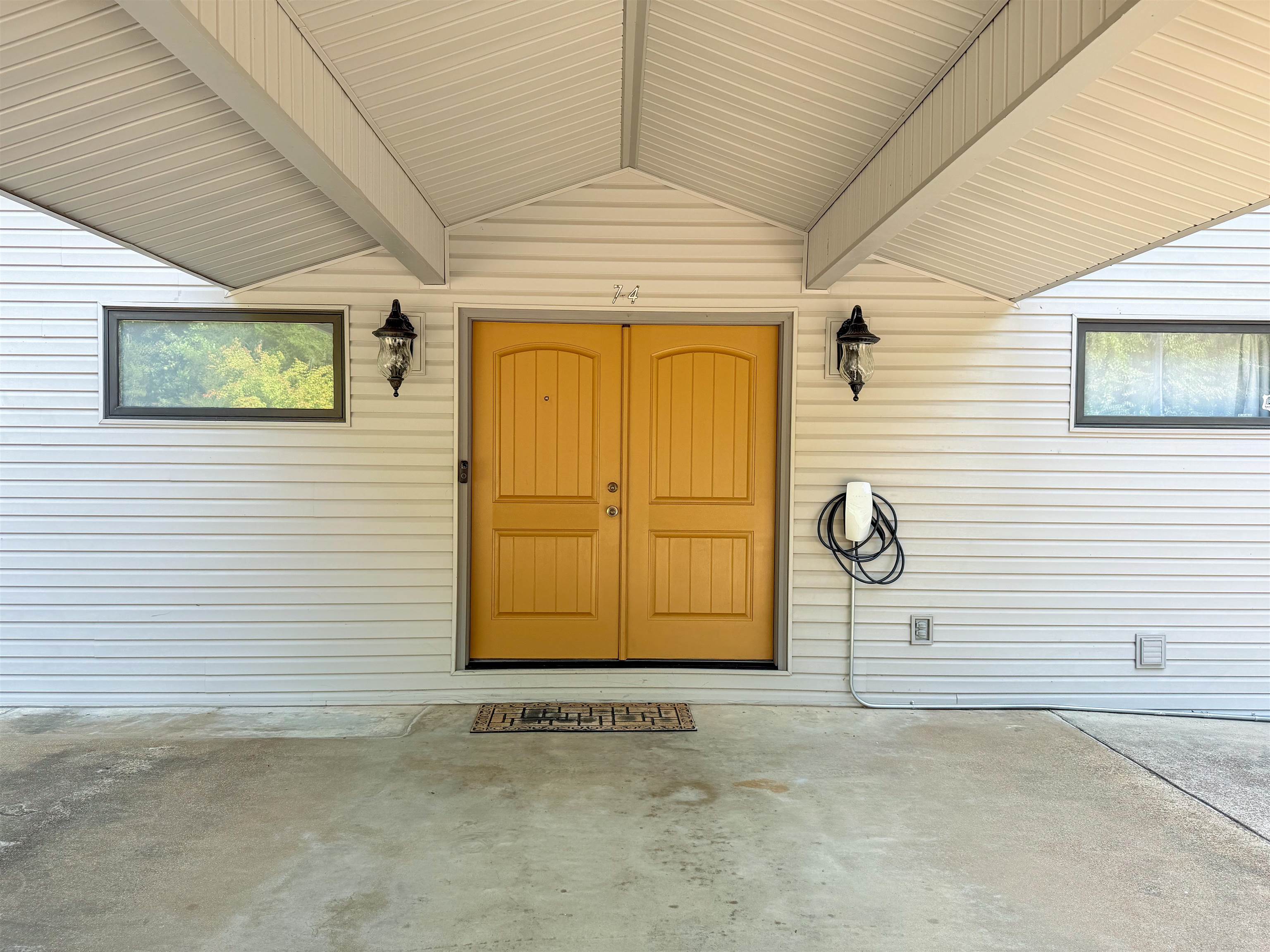 74 Isleta Drive Property Photo 41