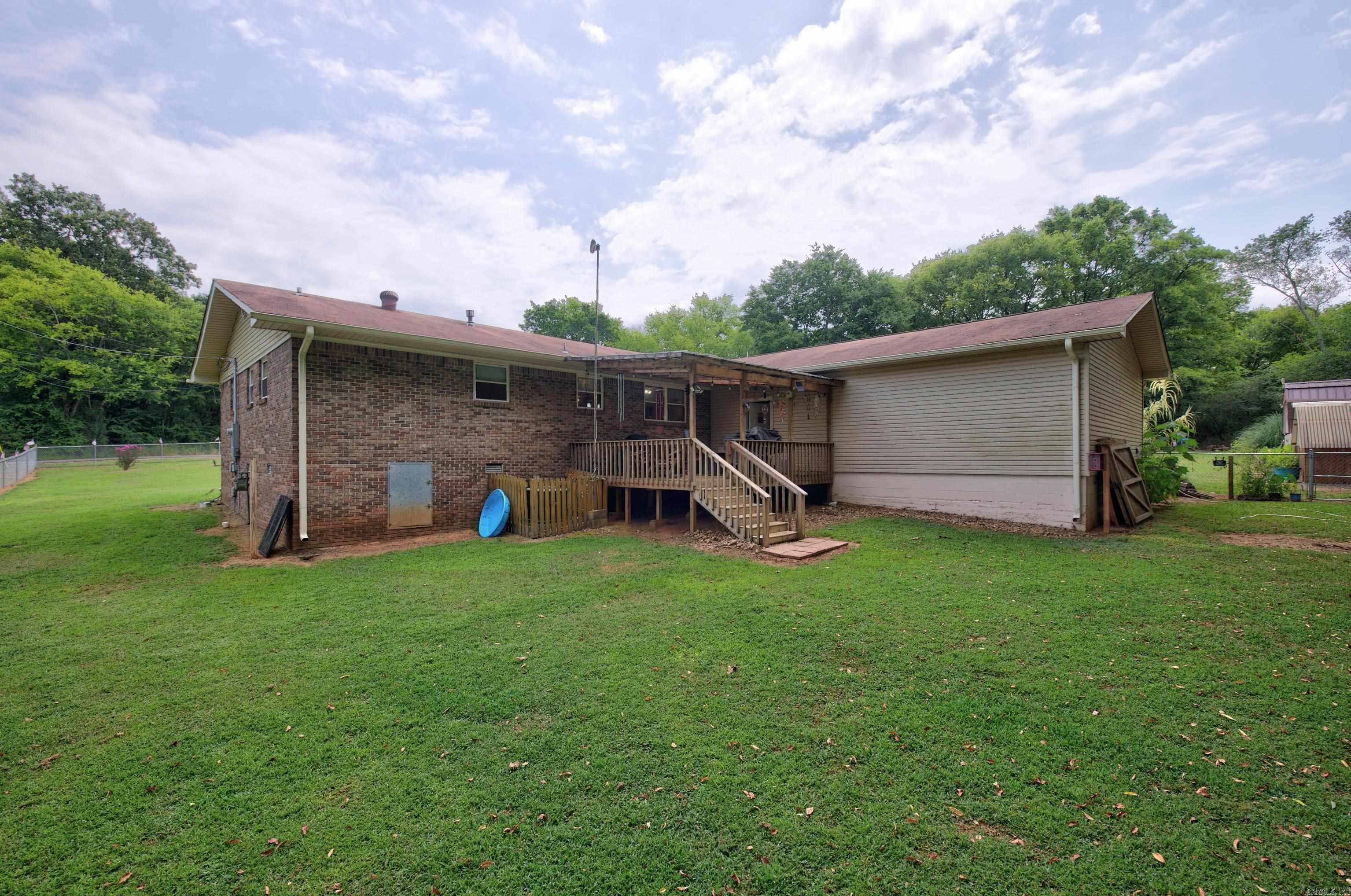 621 Arrowhead Road Property Photo 4