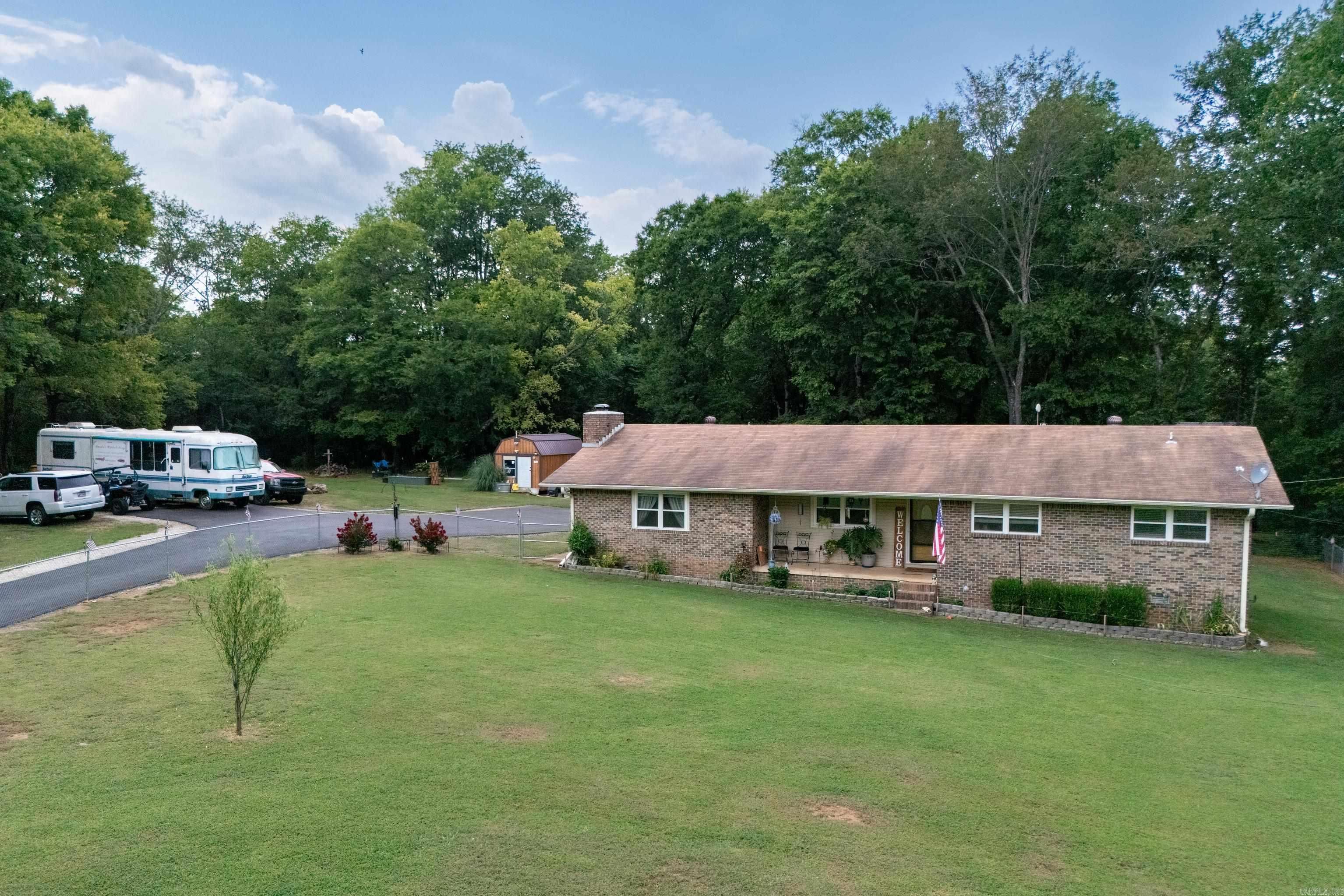 621 Arrowhead Road Property Photo 6
