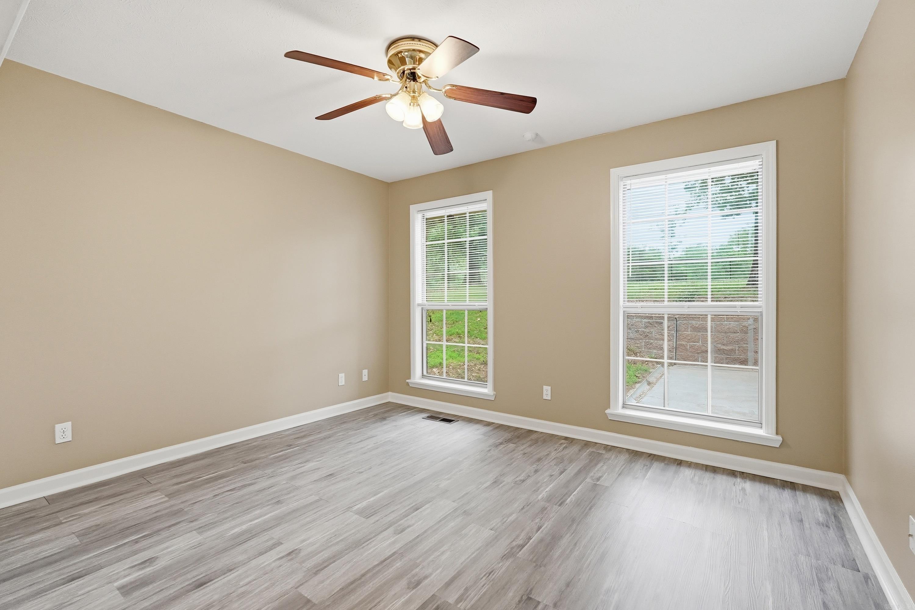 36 Par Court Property Photo 21
