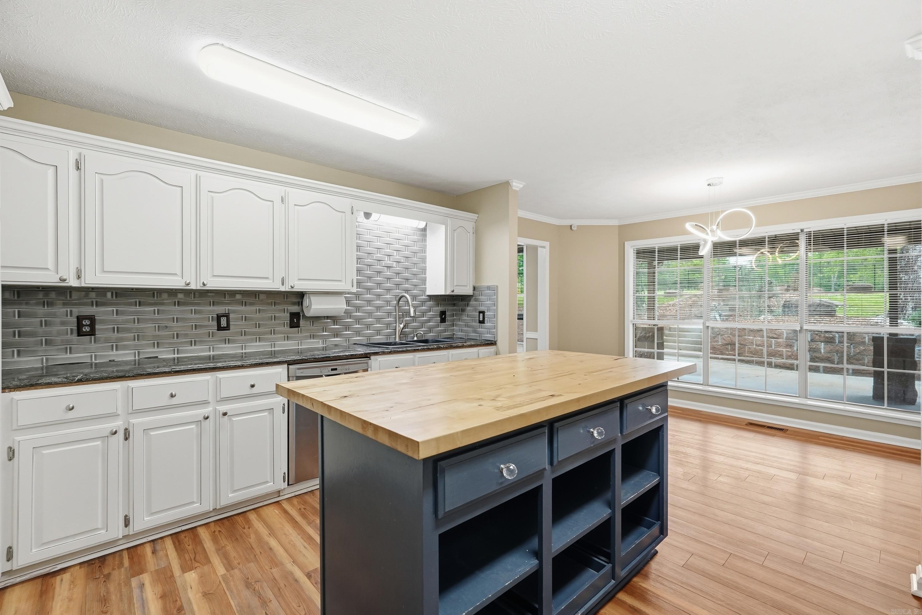 36 Par Court Property Photo 26
