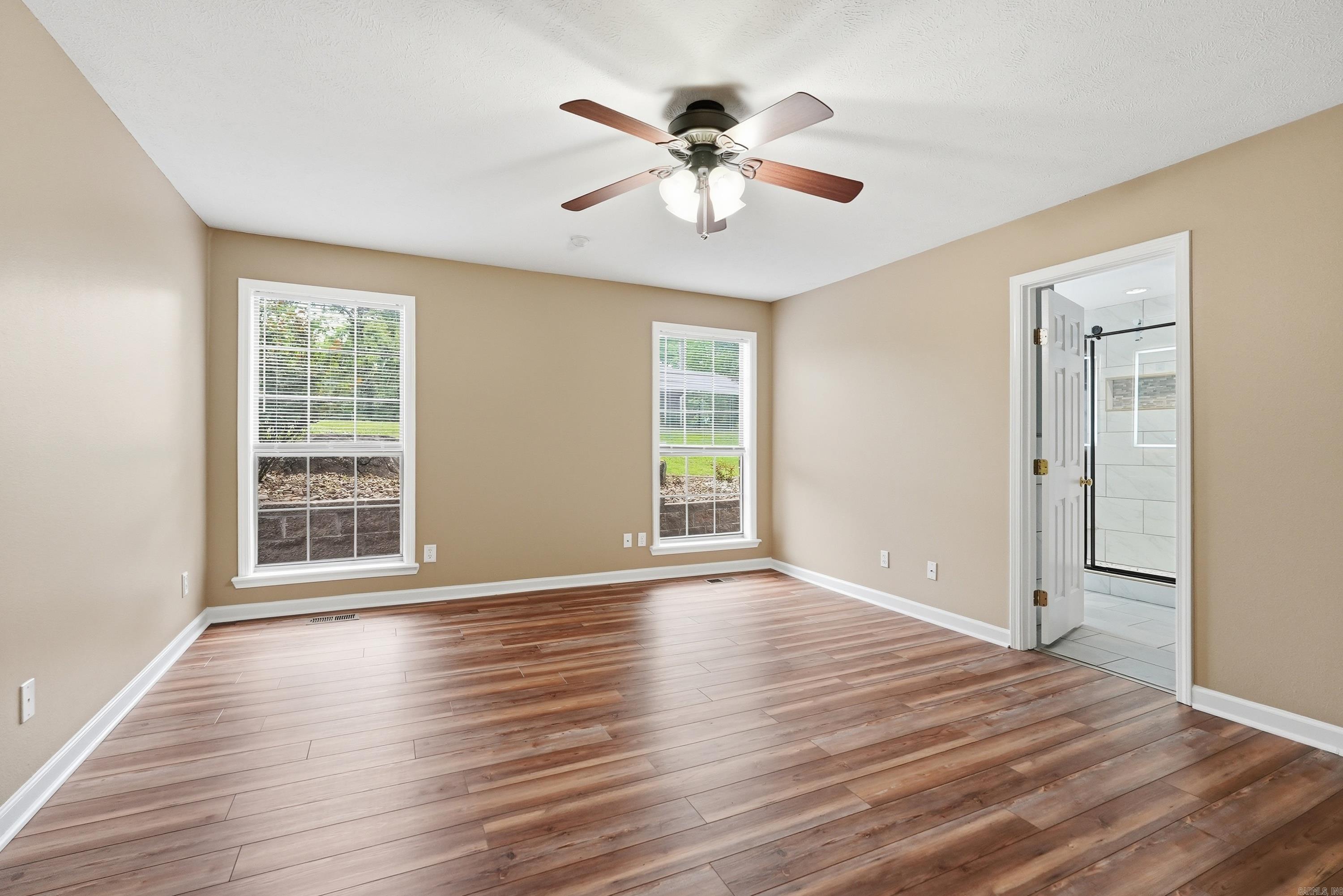 36 Par Court Property Photo 28