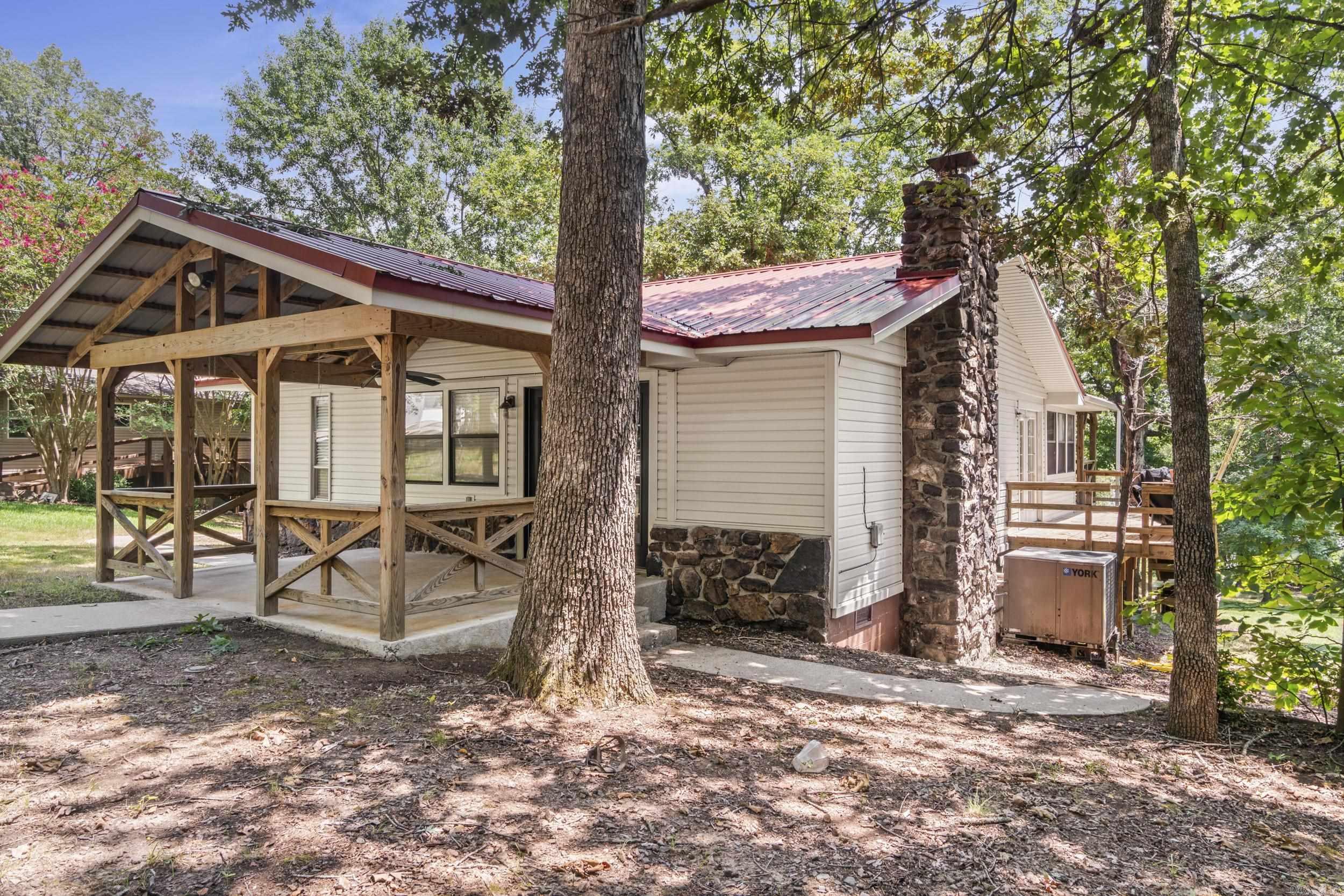 2642 Hwy 330 E. Property Photo 12