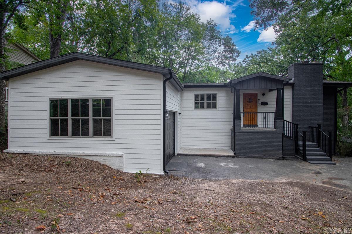 1617 Grove Hill Road Property Photo 3