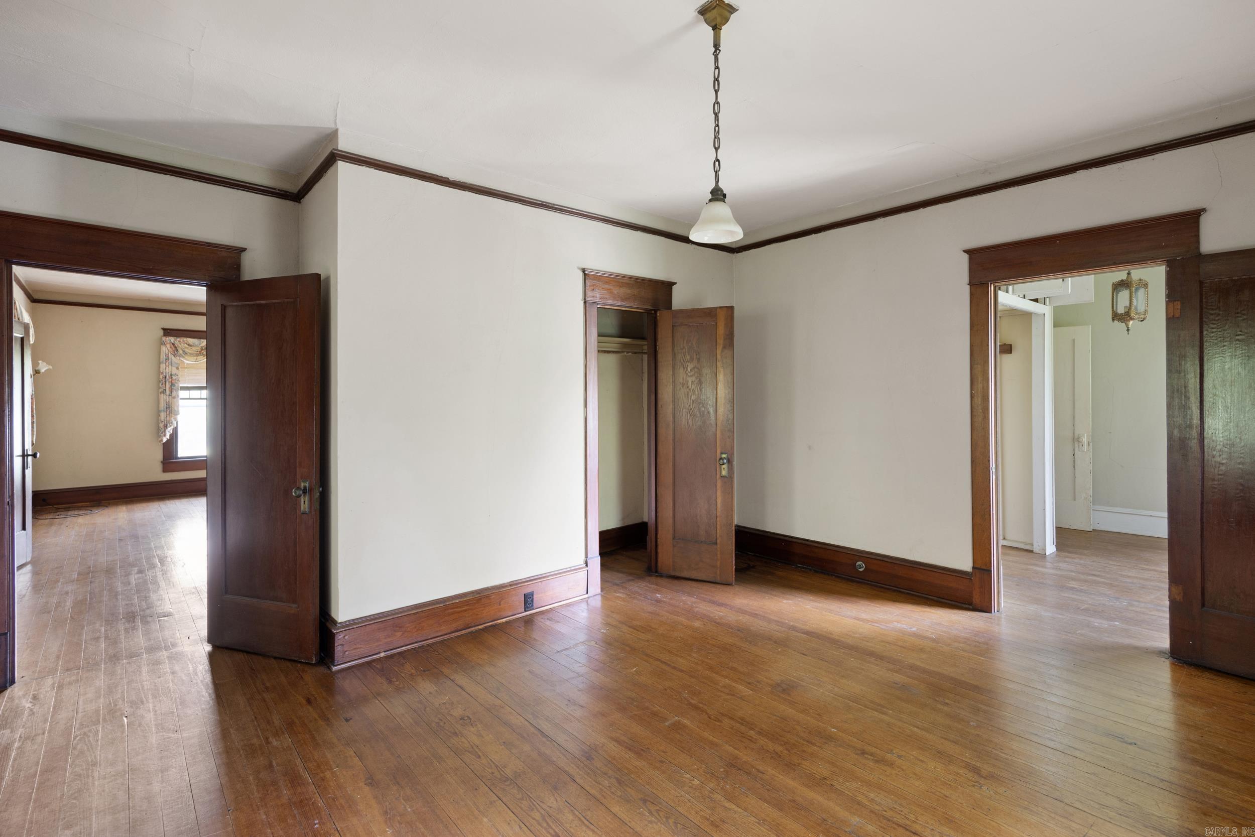 308 W Main Street Property Photo 13