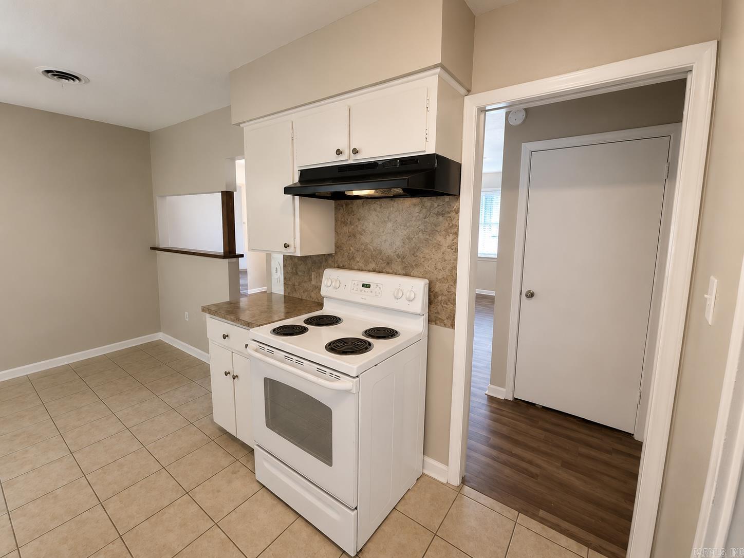 1703 Belmoor Dr. Property Photo 6