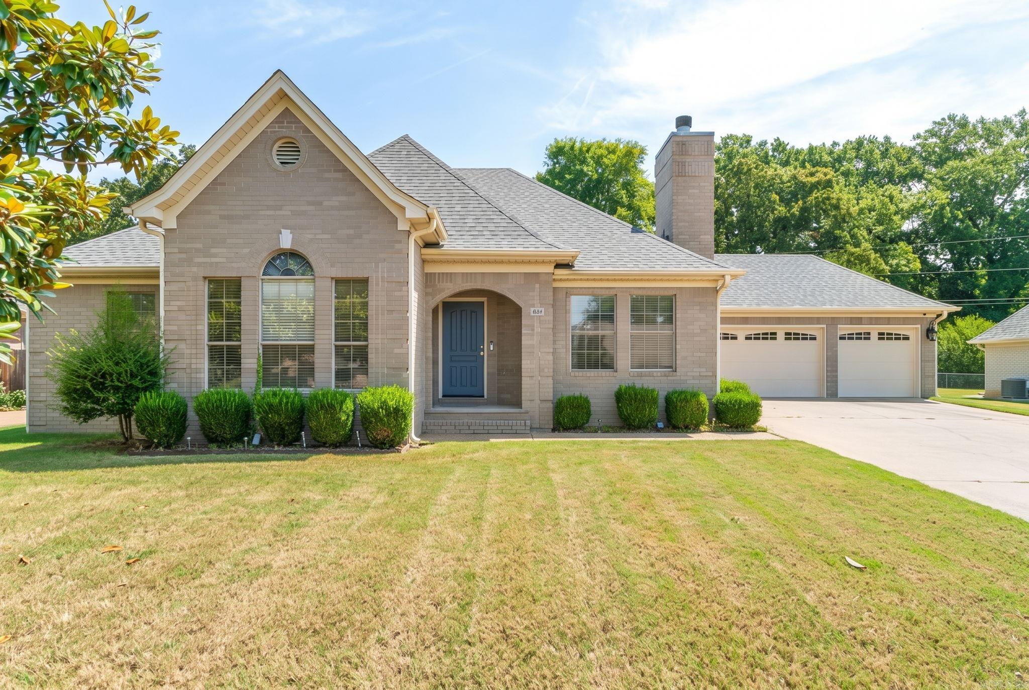 604 Innsbrooke Cove Property Photo 1