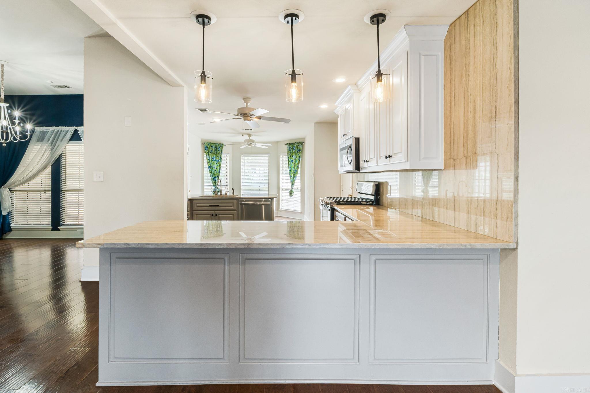604 Innsbrooke Cove Property Photo 4