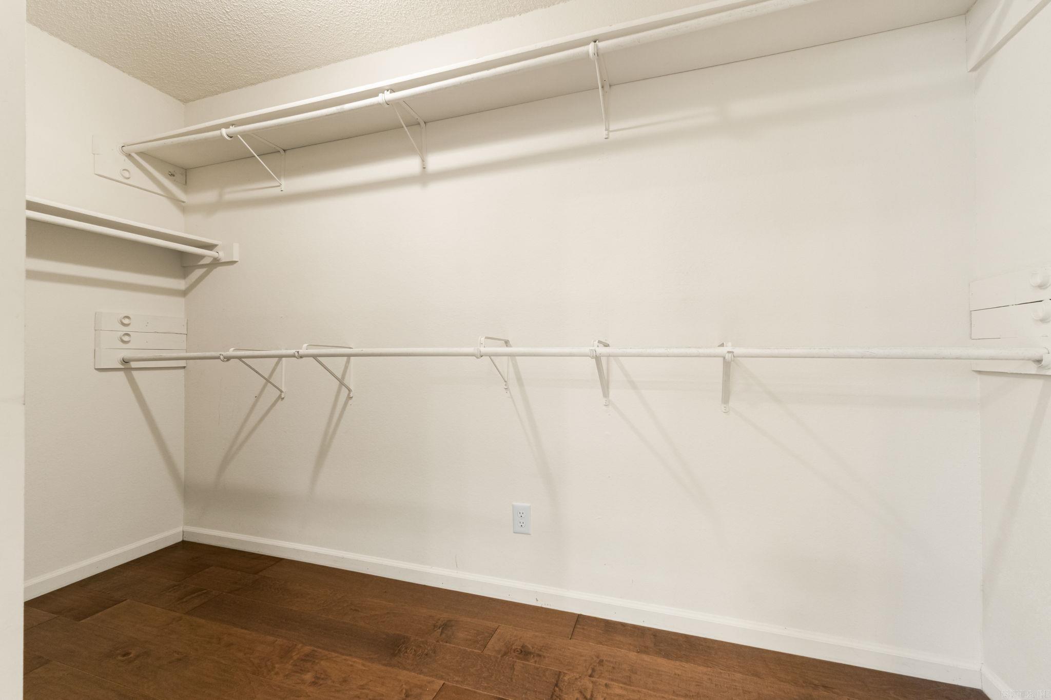 604 Innsbrooke Cove Property Photo 29
