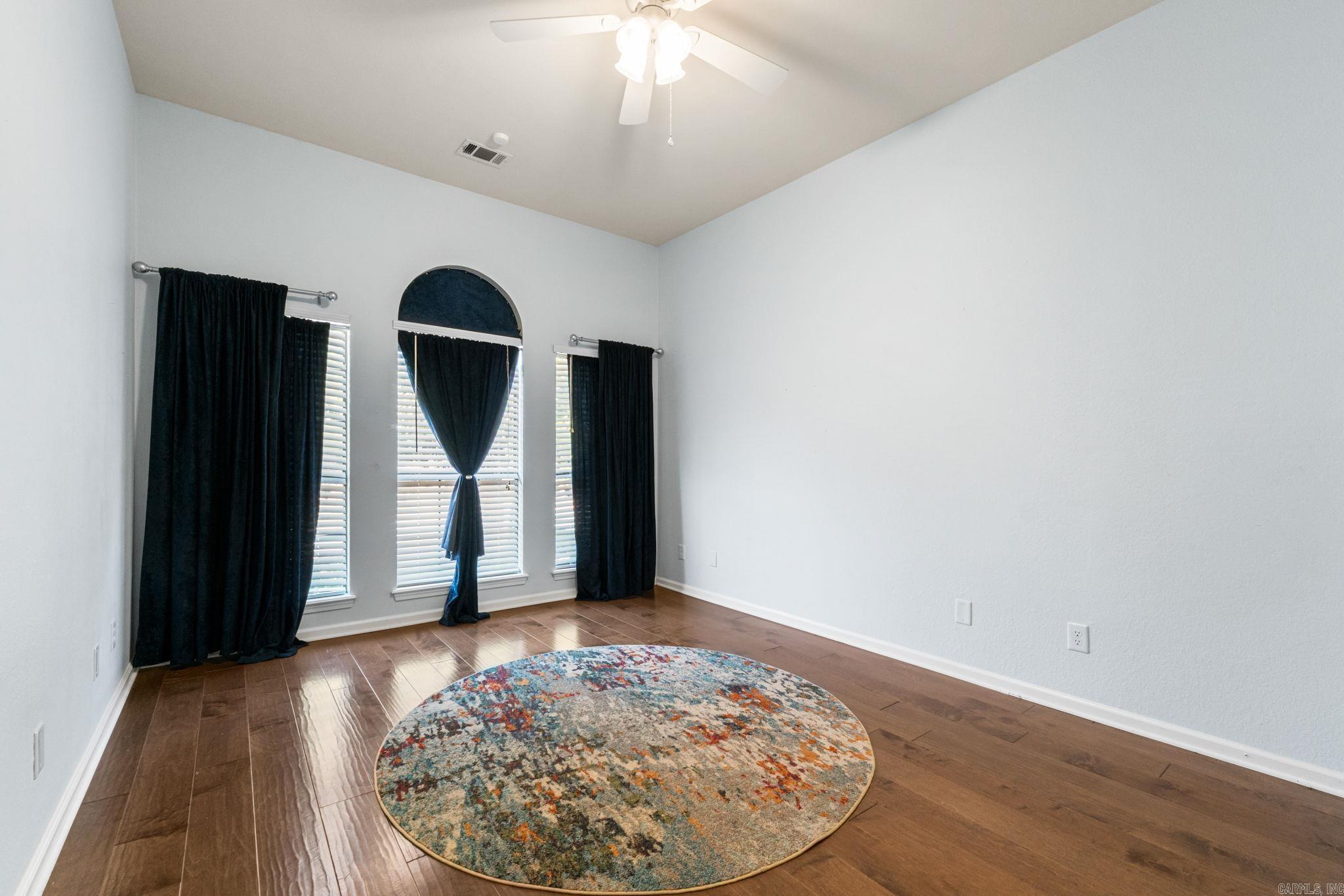 604 Innsbrooke Cove Property Photo 32