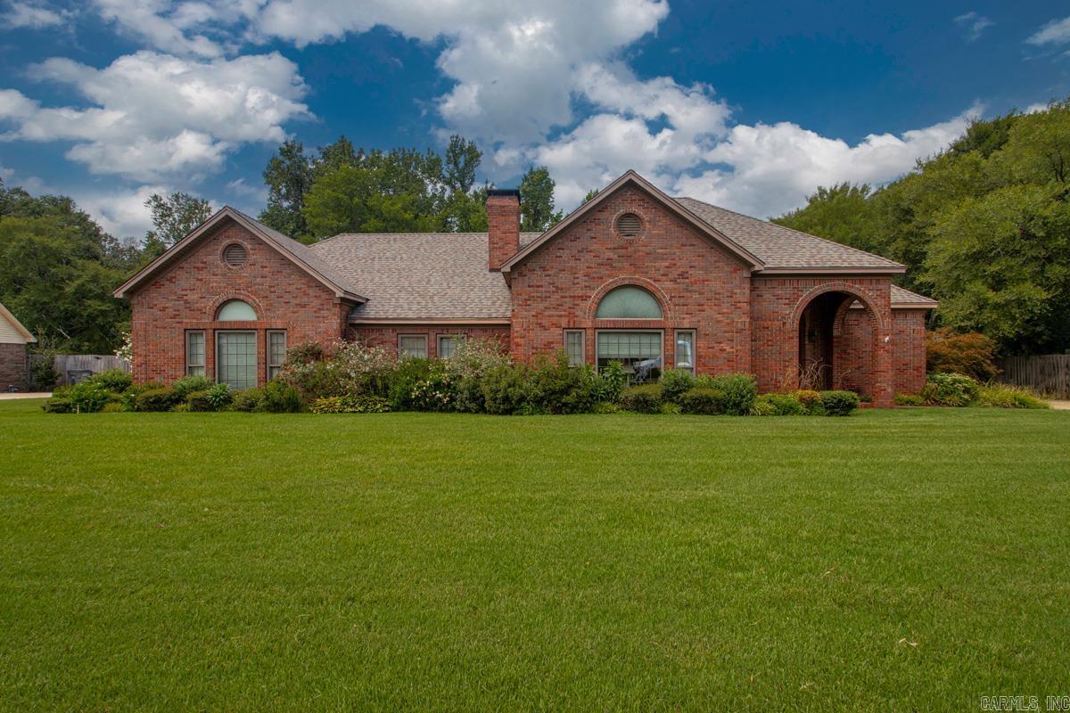 209 Morningside Drive Property Photo 1