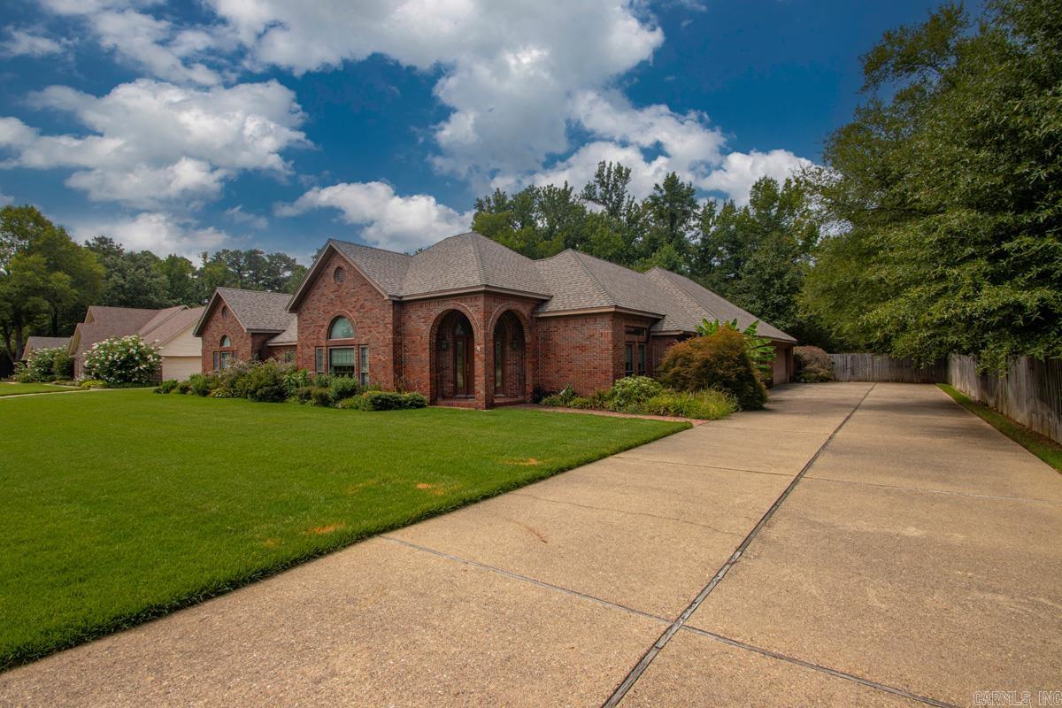209 Morningside Drive Property Photo 4