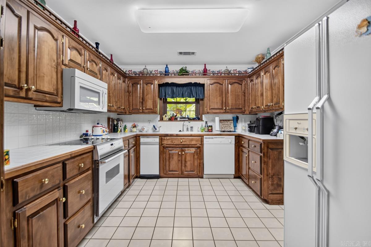 209 Morningside Drive Property Photo 14