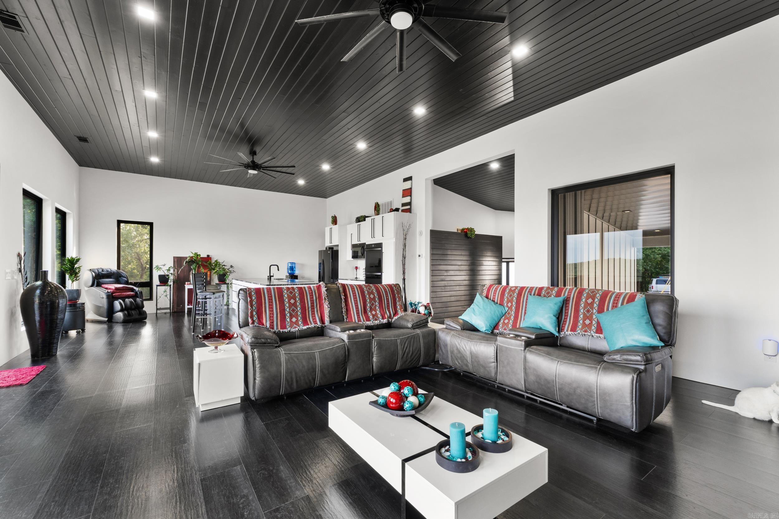 825 Cr 40 Property Photo 10