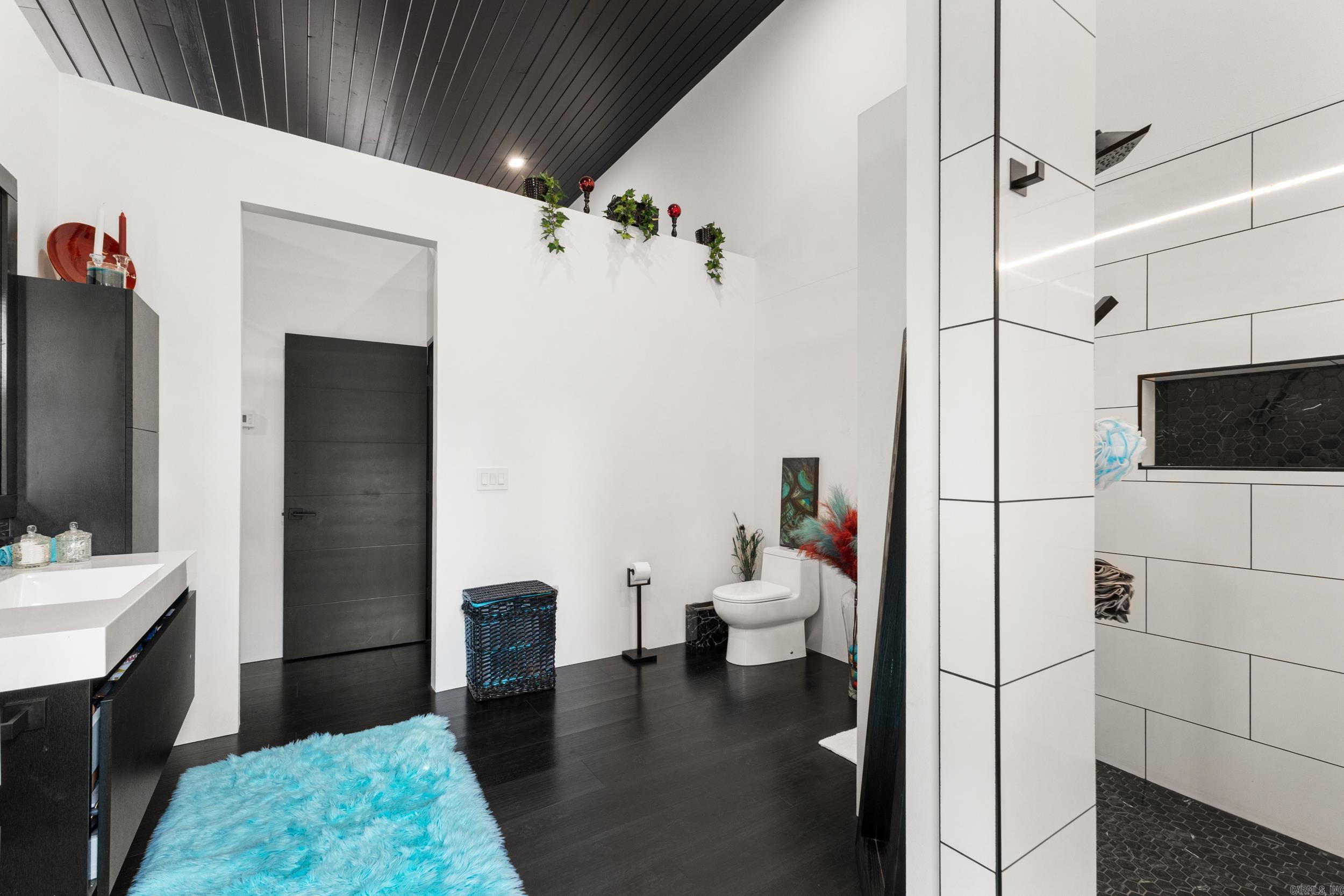 825 Cr 40 Property Photo 24