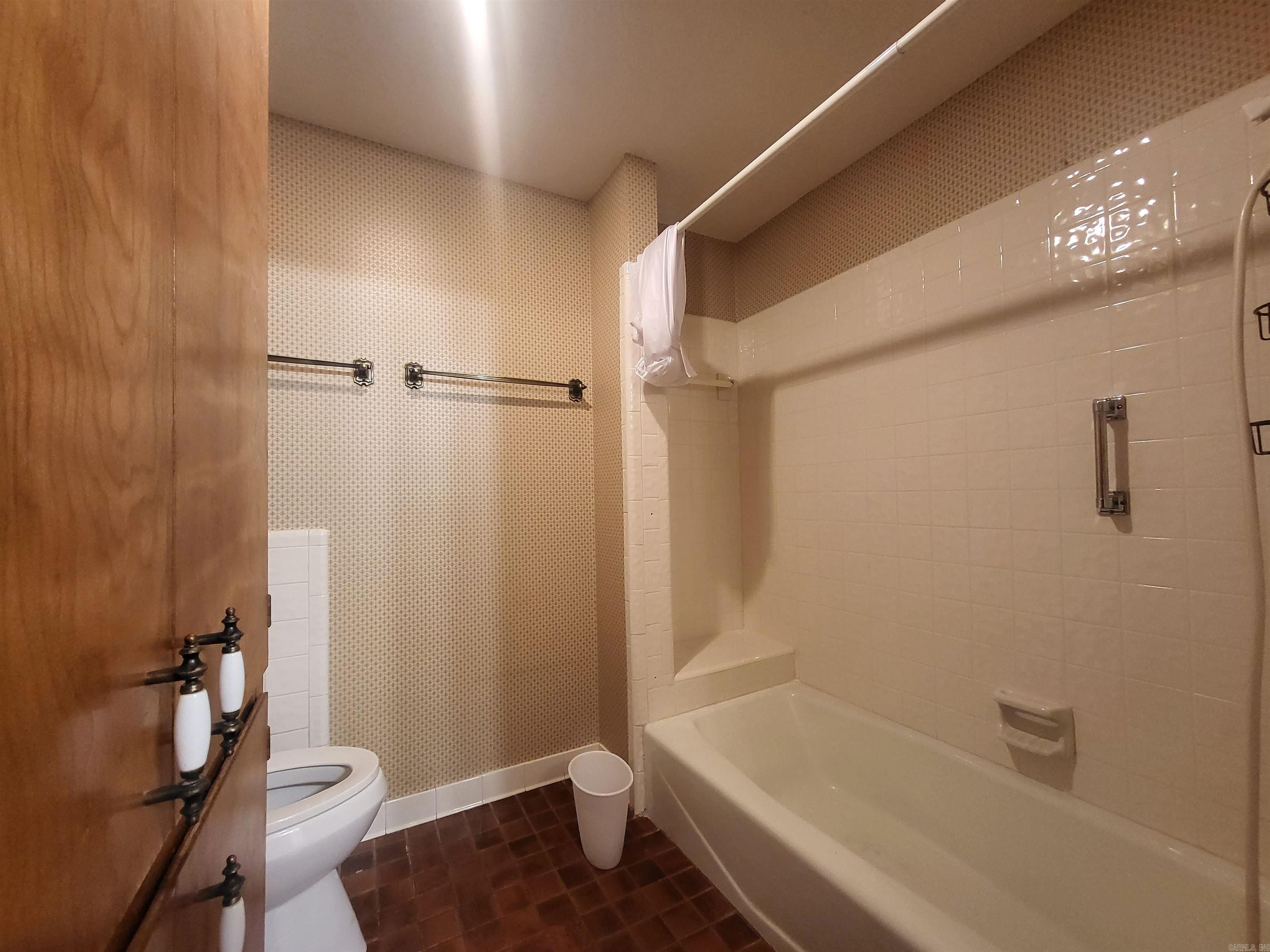 9616 Alexander Road Property Photo 26