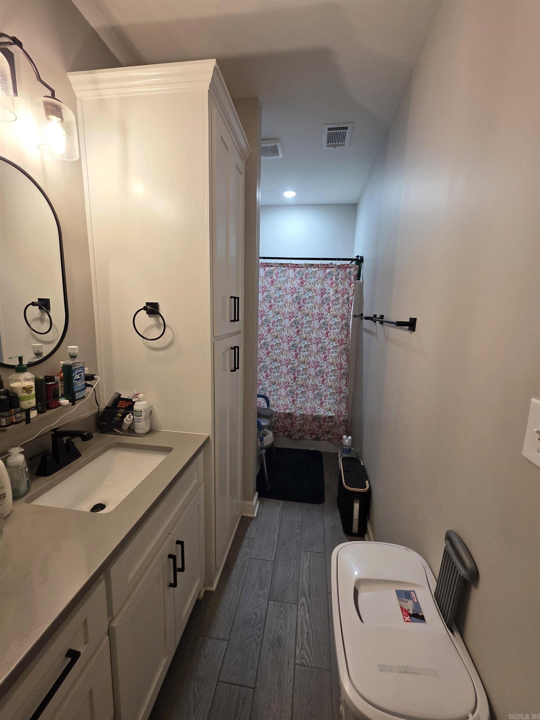 2809 Whisker Way Property Photo 29