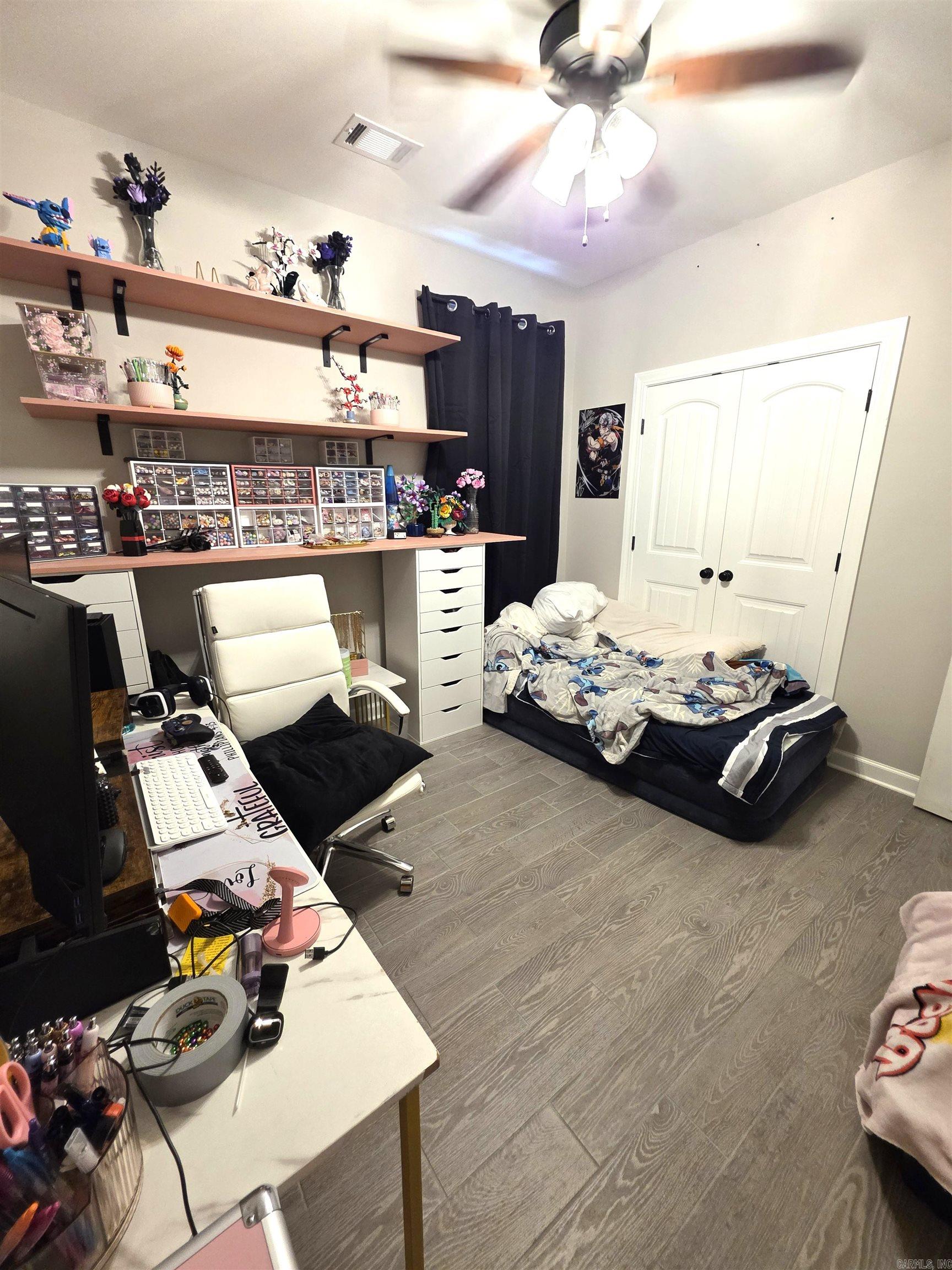 2809 Whisker Way Property Photo 30