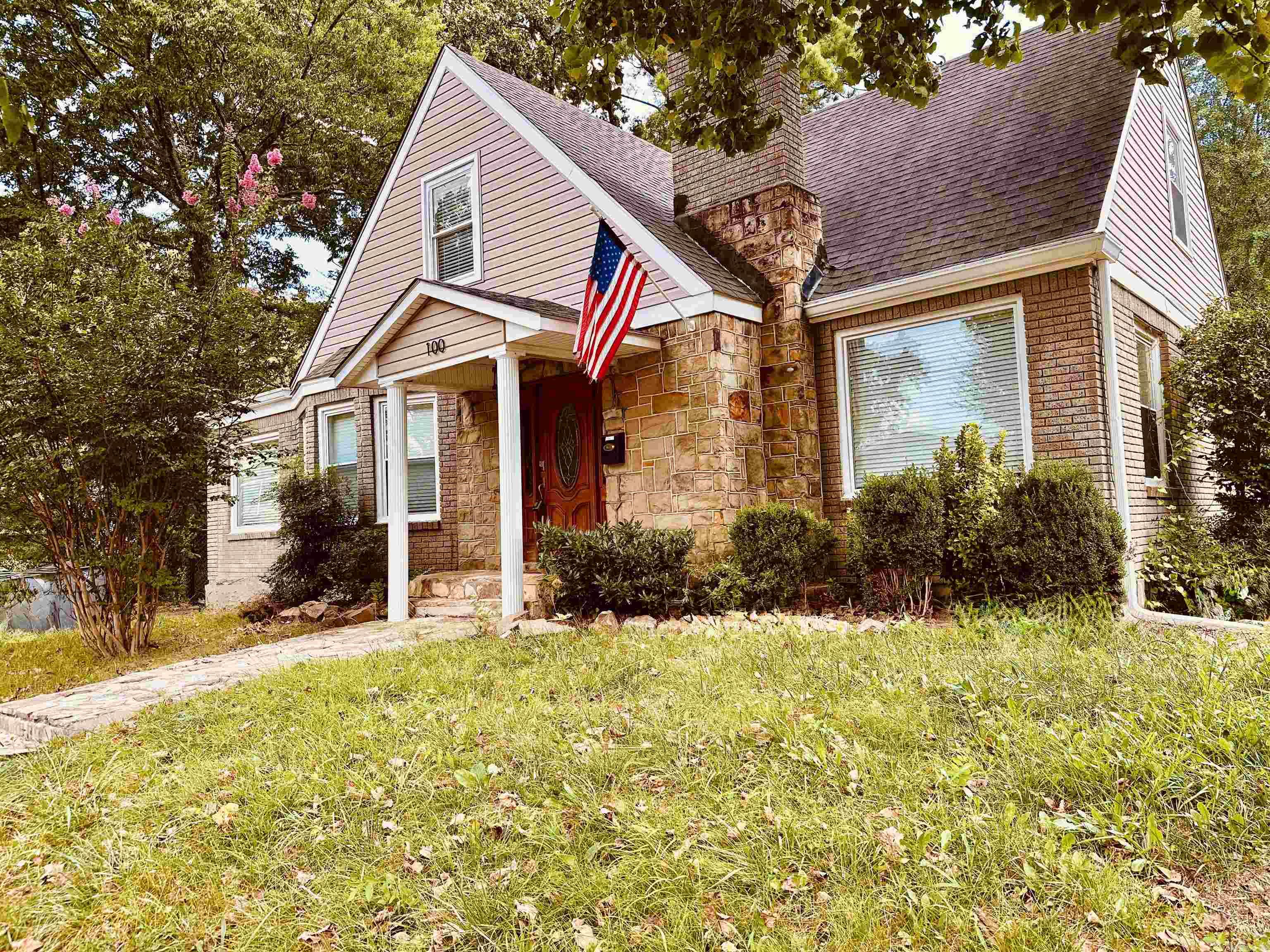 100 Forest Park Pl Property Photo 1