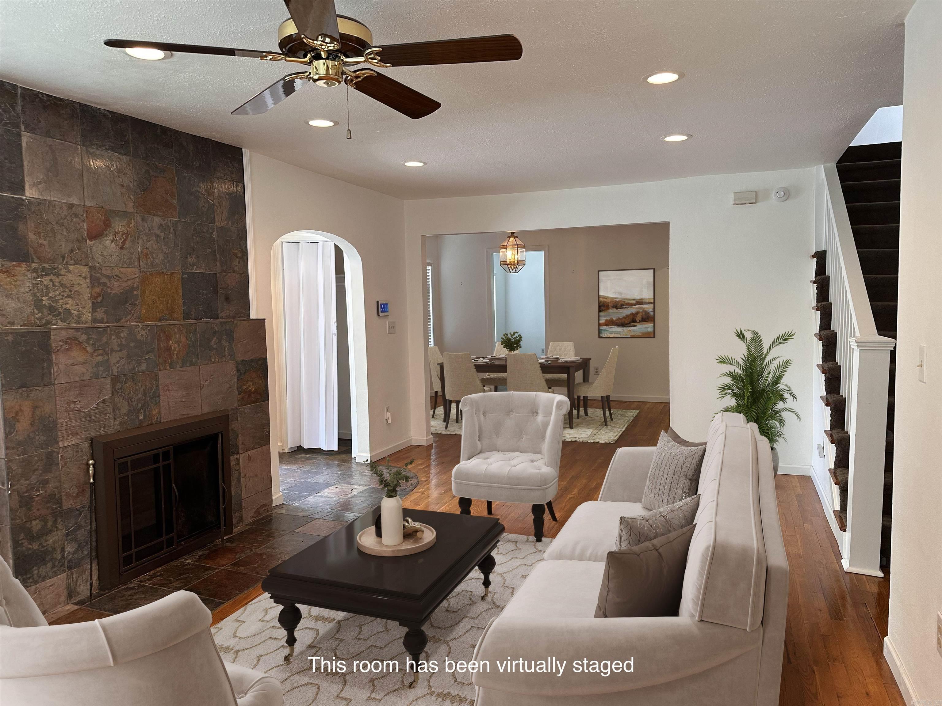 100 Forest Park Pl Property Photo 3