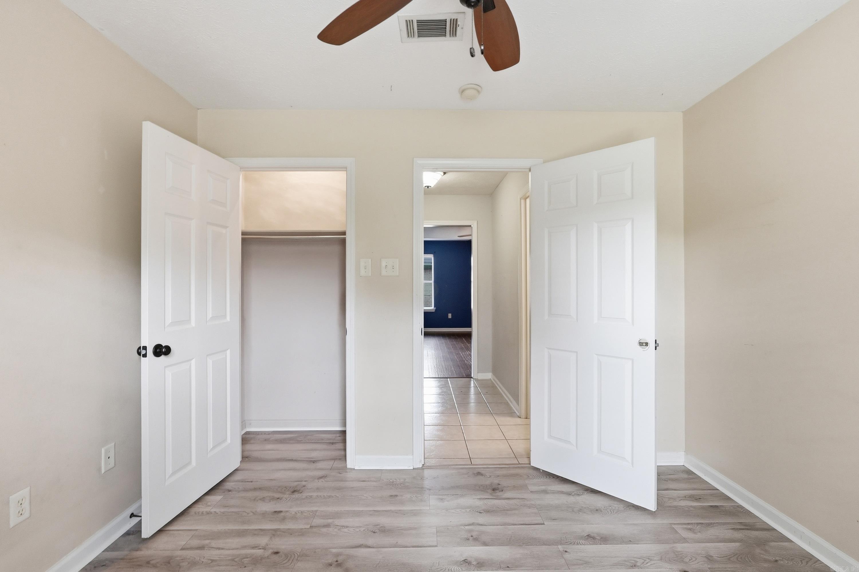 4510 Thompson Property Photo 6