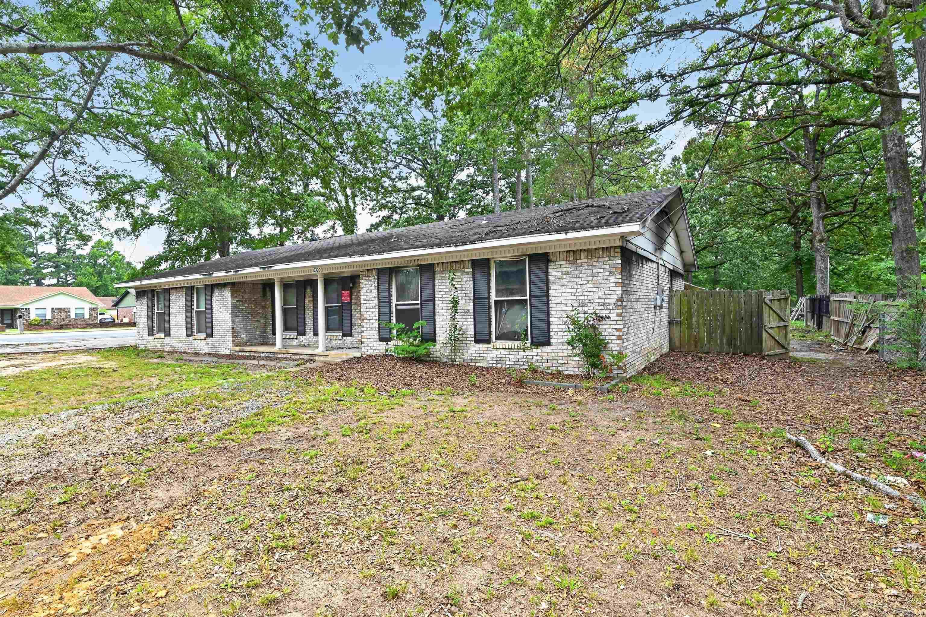 10300 Valley Drive Property Photo 4