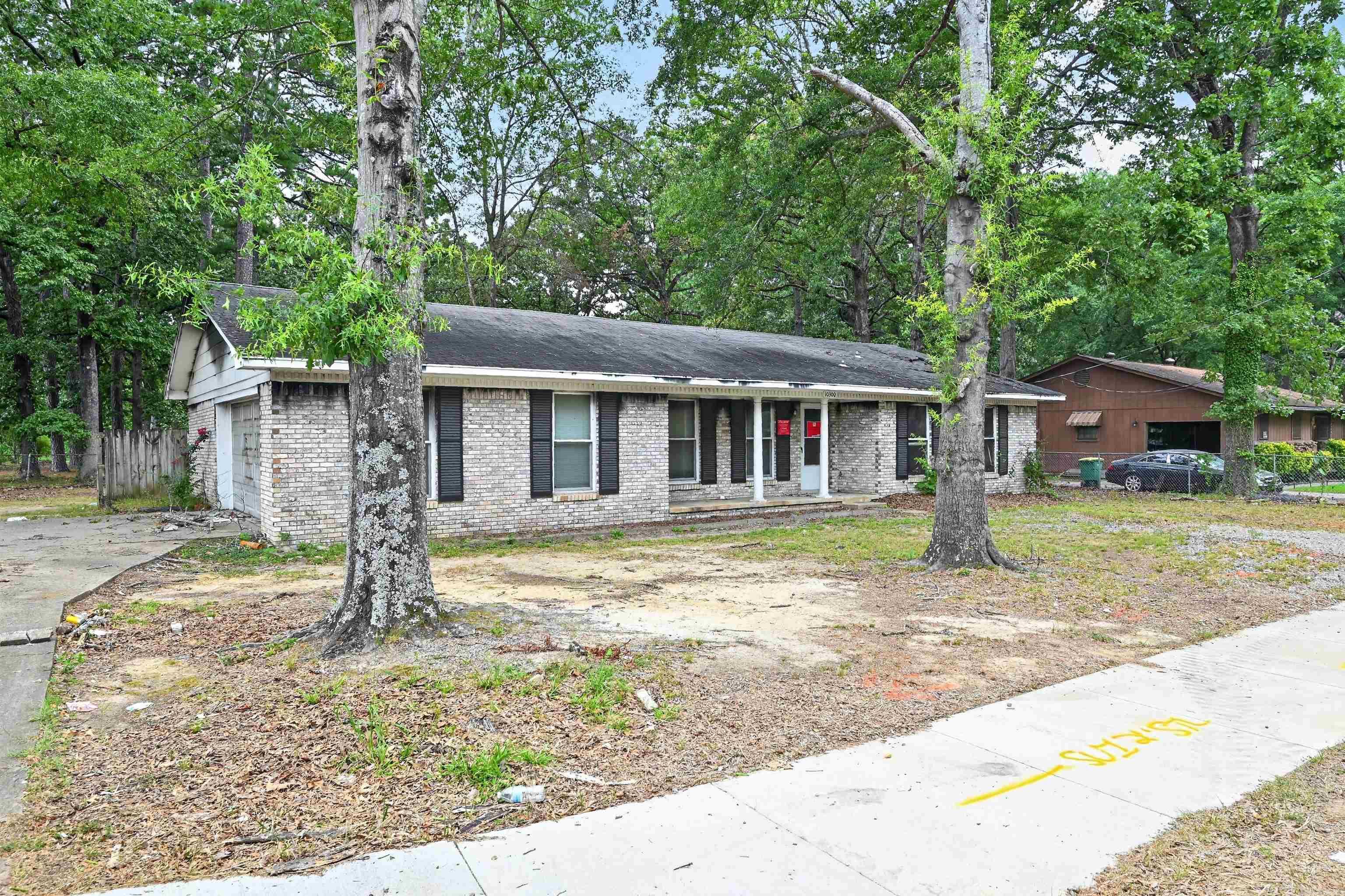 10300 Valley Drive Property Photo 5