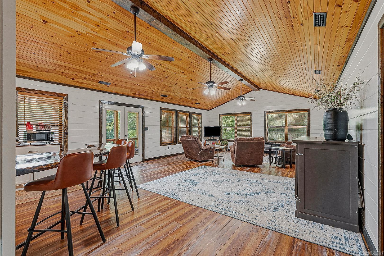 41 Springwood Terrace Property Photo 12
