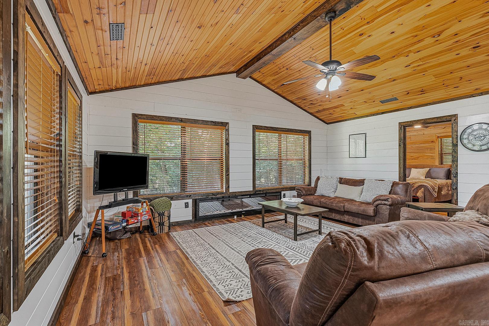 41 Springwood Terrace Property Photo 15