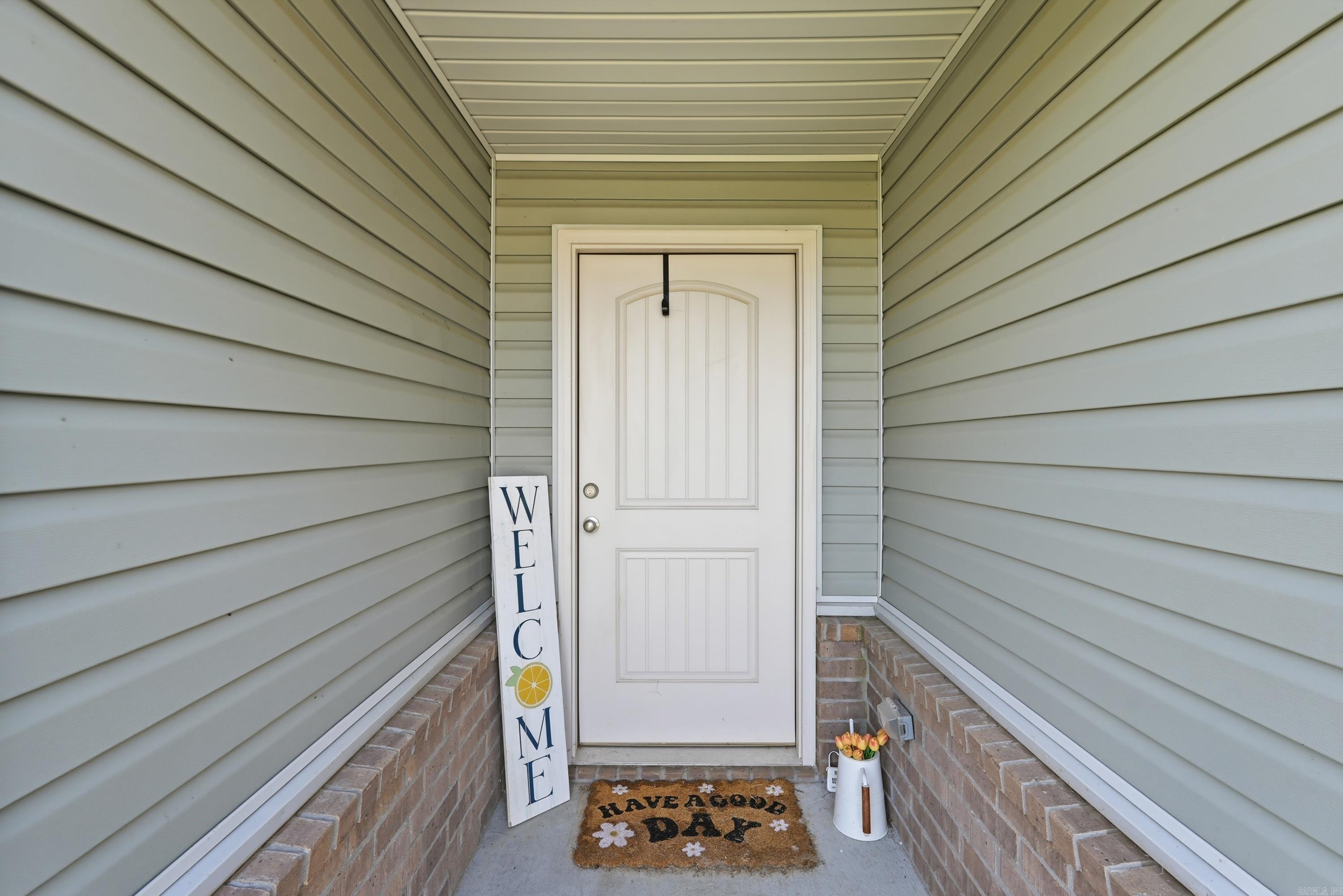 12 Farmhouse Circle Property Photo 3
