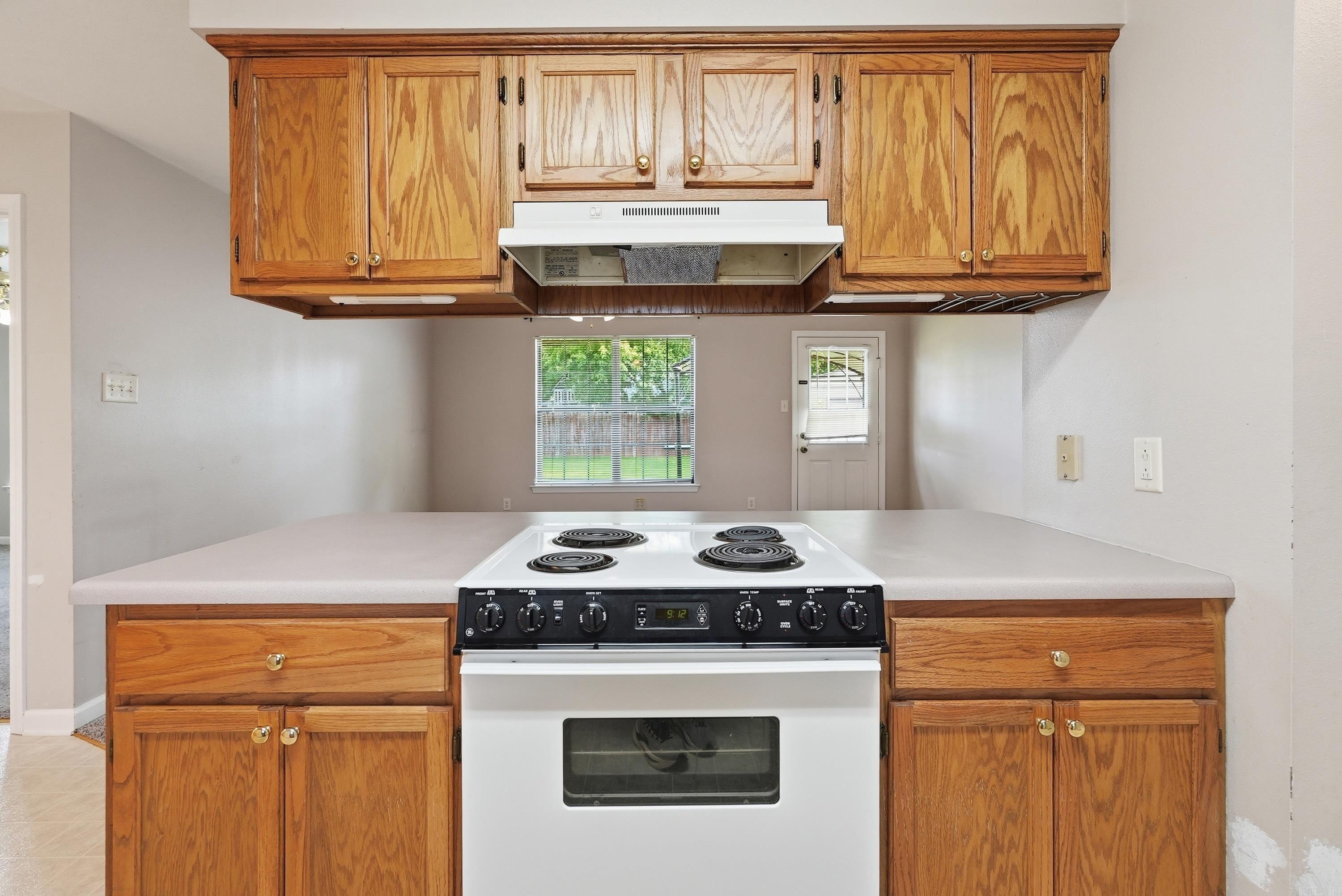 4520 Thompson Property Photo 9