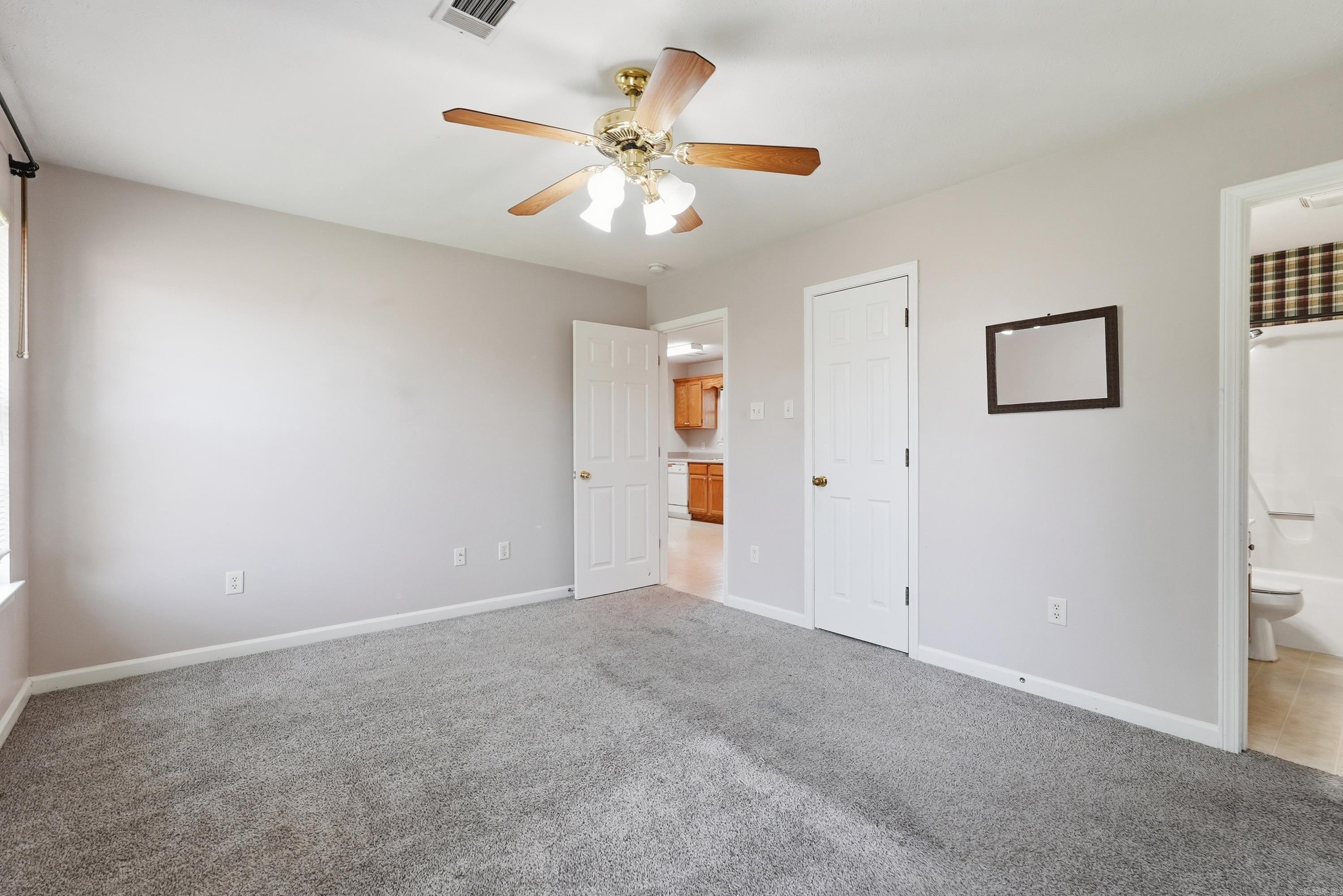 4520 Thompson Property Photo 14