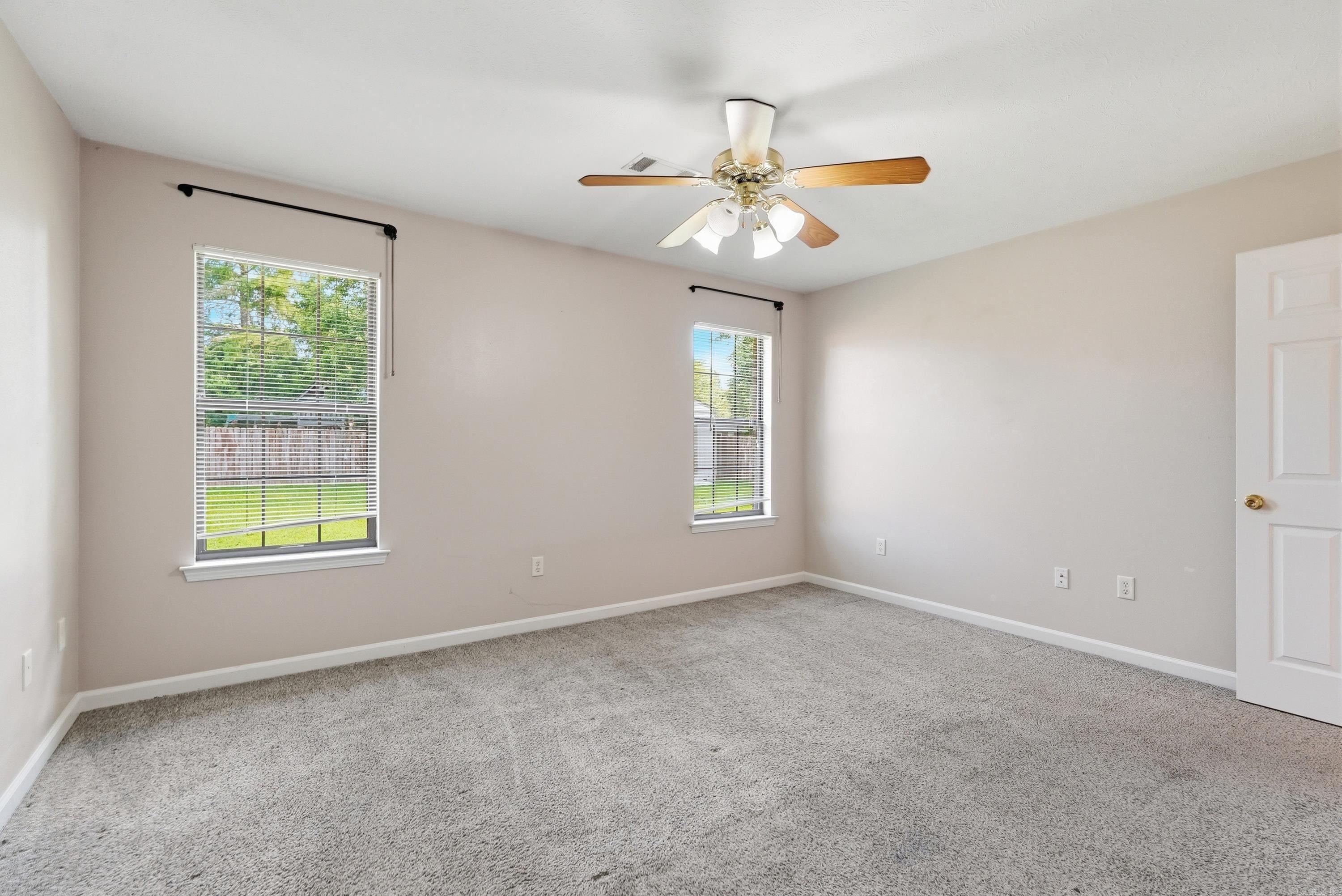 4520 Thompson Property Photo 15