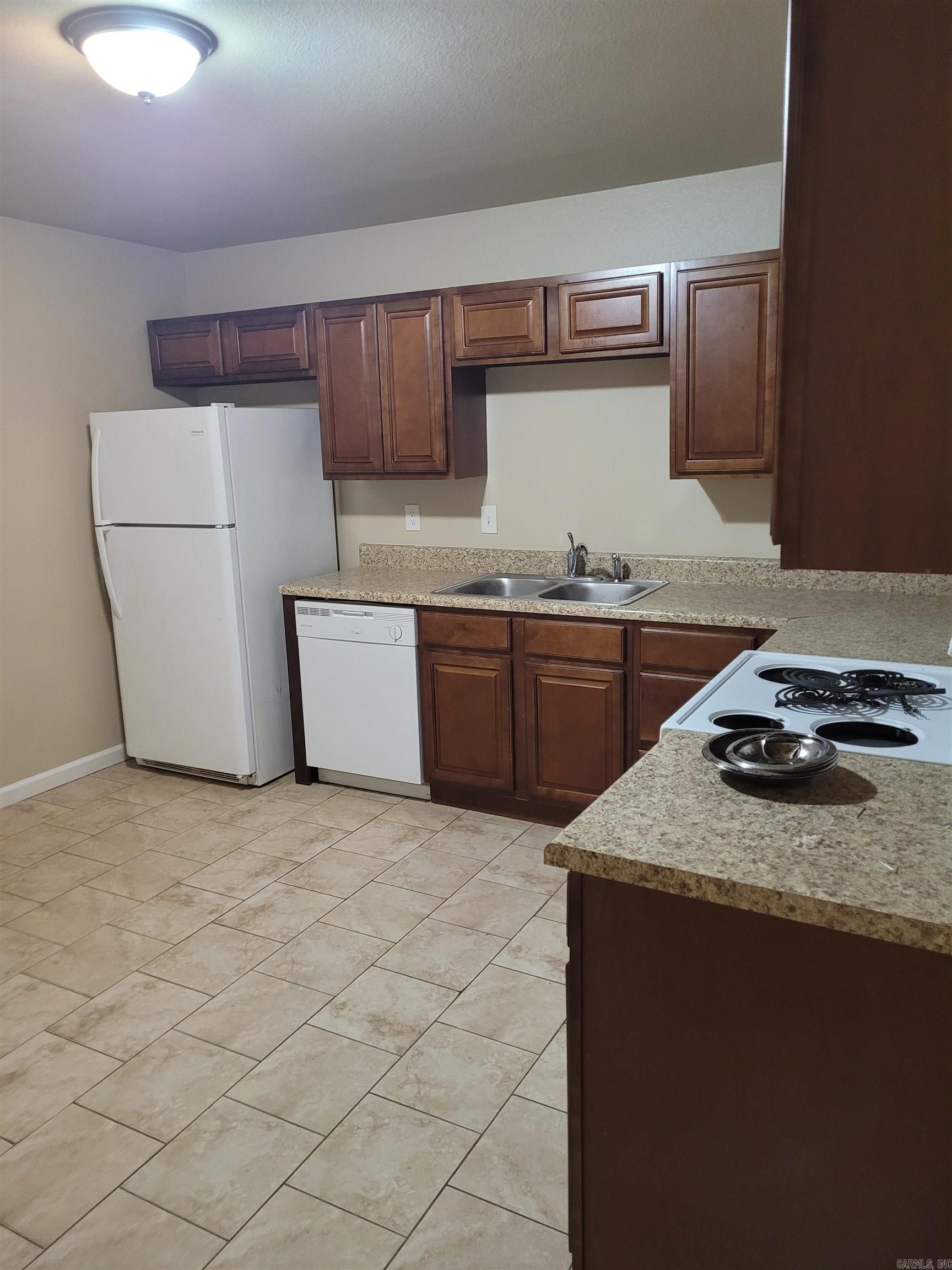 1100 Appianway A Property Photo 1